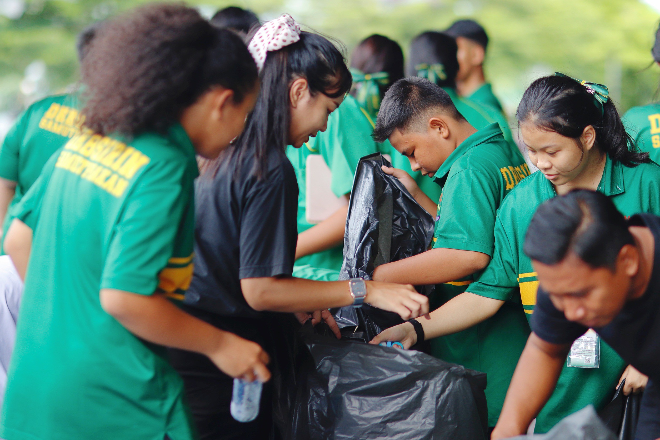 พลัส พร็อพเพอร์ตี้ – แสนสิริ สานต่อโครงการ “พลัสฯก่อการดี” ตั้งธนาคารขยะ ส่งเสริมความยั่งยืน ในโรงเรียนเทพศิรินทร์ สมุทรปราการ