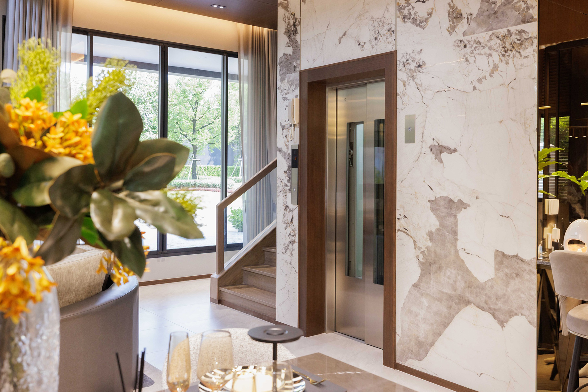 “พฤกษา” ผนึกพันธมิตรระดับโลก “มิตซูบิชิ เอลเลเวเตอร์” มุ่งสร้างคุณภาพชีวิตที่ “อยู่ดี…ทั้งชีวิต” นำร่องความร่วมมือที่โครงการหรู “เดอะ ปาล์ม เรสซิเดนเซส พัฒนาการ”