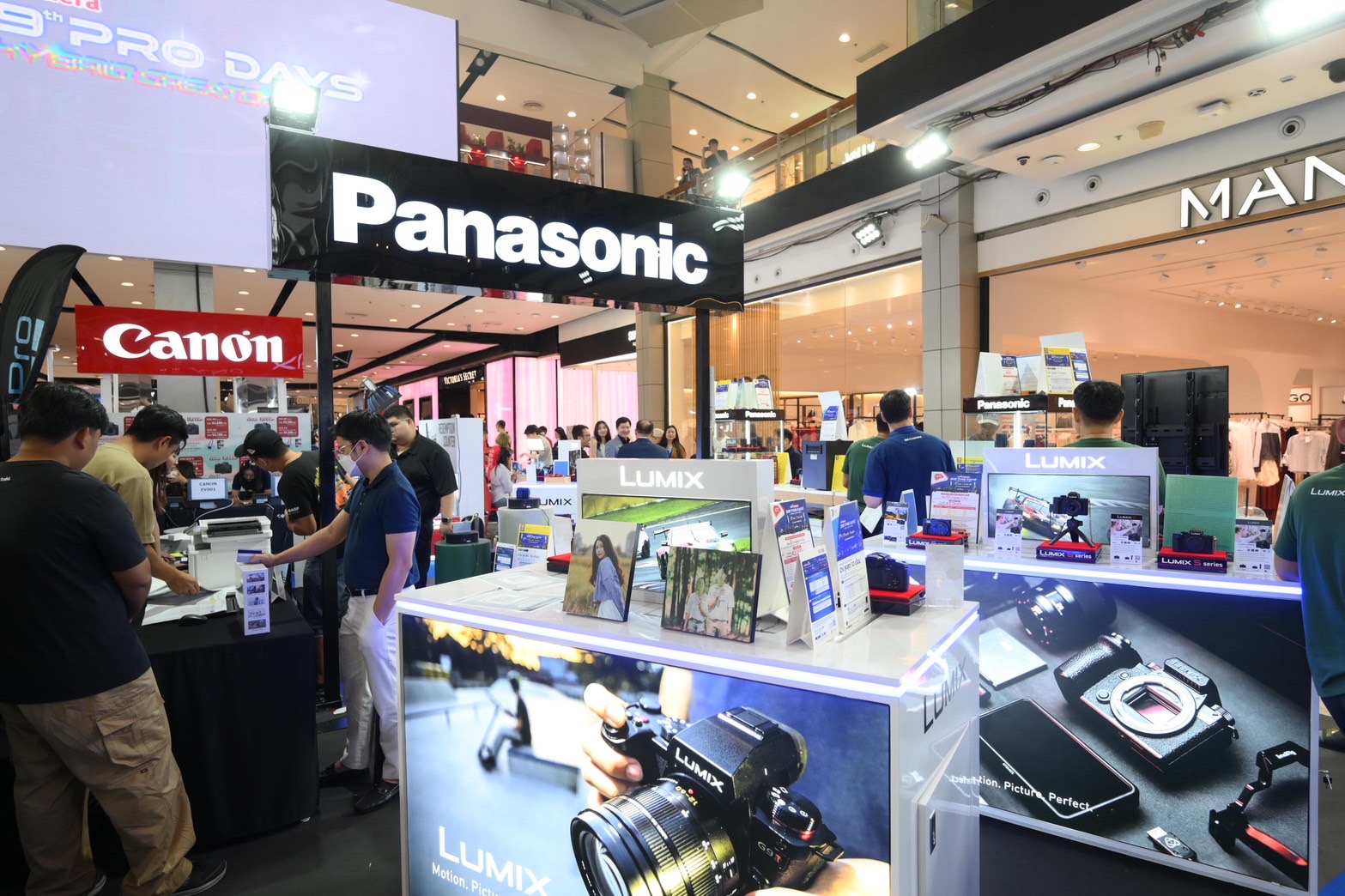 บิ๊ก คาเมร่า อัดอีเว้นท์ใหญ่ Big Pro Days ลุยตลาดโค้งสุดท้าย ตอบโจทย์ผู้หลงใหลในการถ่ายภาพและเหล่าคอนเทรนต์ครีเอเตอร์รุ่นใหม่ จัดงานมหกรรมกล้องสุดยิ่งใหญ่แห่งปี