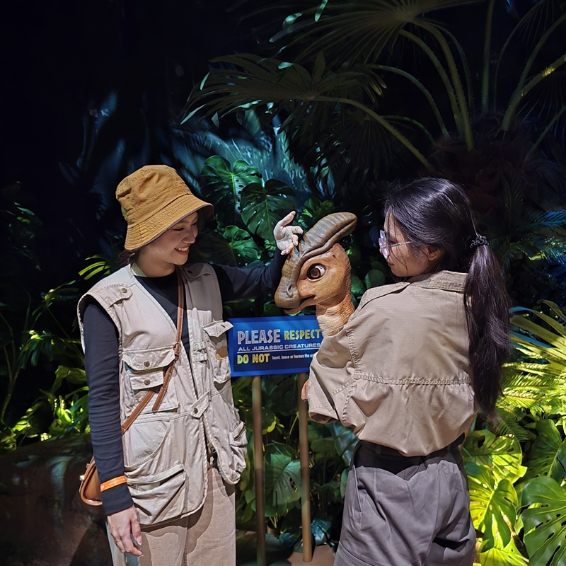 เคทีซี – Awc พาครอบครัวไทยผจญภัยจูราสสิค เวิลด์ ดันท่องเที่ยว การเรียนรู้นอกห้องเรียน