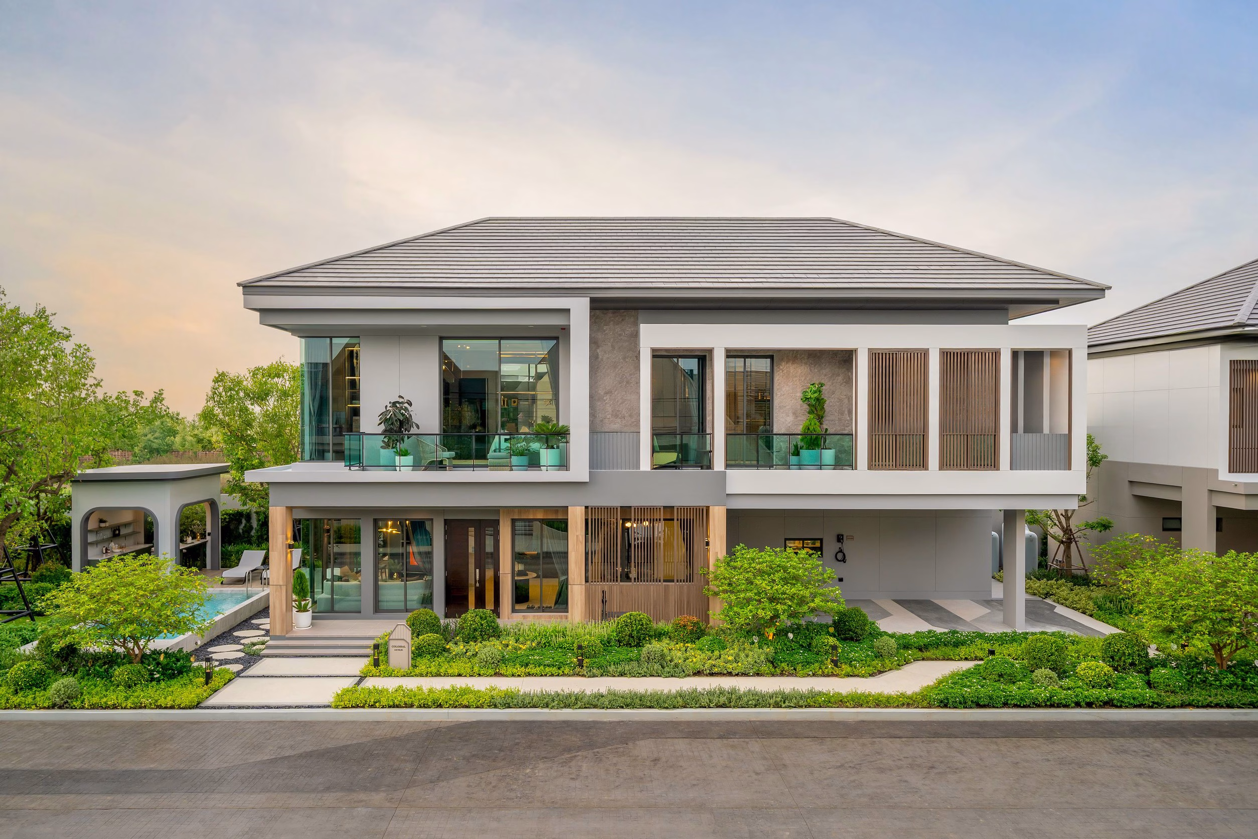 Sc Asset ยกทัพบ้าน–คอนโดกว่า 75 โครงการ พร้อมโปรเด็ดโดนใจ! แจก Benz E 350 E Exclusive มูลค่า 3.65 ล้าน* ลุ้น Lucky Draw โฉนดทองคำมูลค่า 1 ล้านบาท* และอื่นๆอีกมากมาย ณ เซ็นทรัลลาดพร้าว 28 ส.ค. – 3 ก.ย. 68 นี้