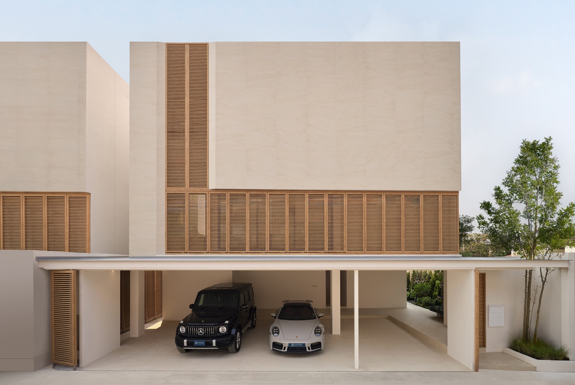 “อินฟินิท เรียลเอสเตท” ปักธงรุกตลาดบ้านหรู เปิดตัวบ้านระดับอัลตร้าลักชัวรี “eliva Private Residences” นิยามใหม่แห่ง Understated Luxury สุดเอ็กซ์คลูซีฟ เพียง 4 ยูนิต