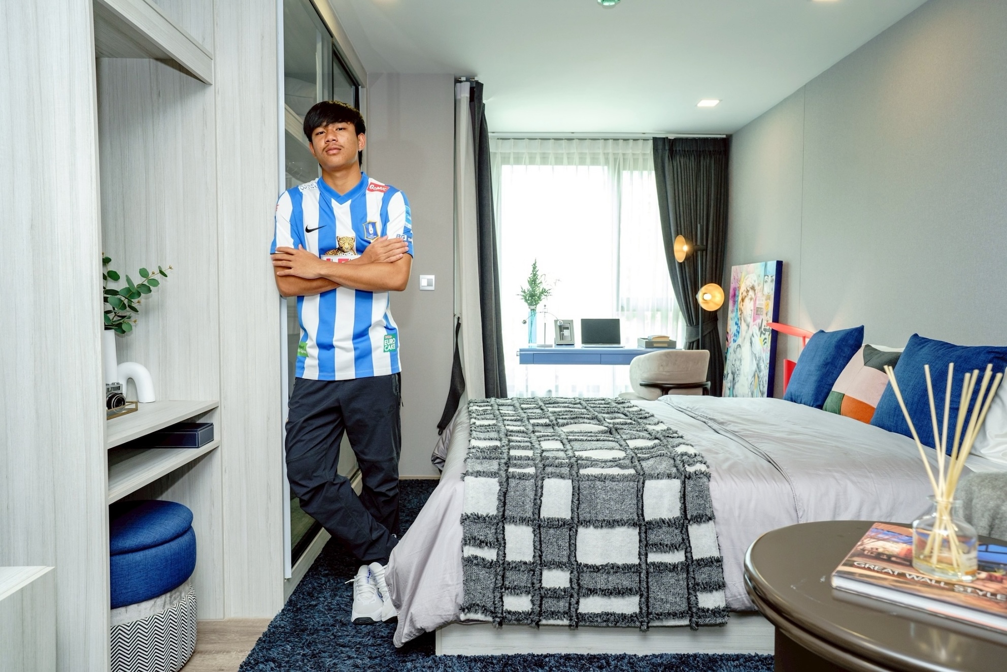 “แอสเซทไวส์” หนุนฝันนักเตะดาวรุ่งแนวหน้าทีม “บีจี ปทุม ยูไนเต็ด” มอบคอนโดฯ พักฟรี 1 ปีเต็มย่านรังสิต ทำเลใกล้สนามชาร์จพลังให้ซ้อมเต็มร้อย