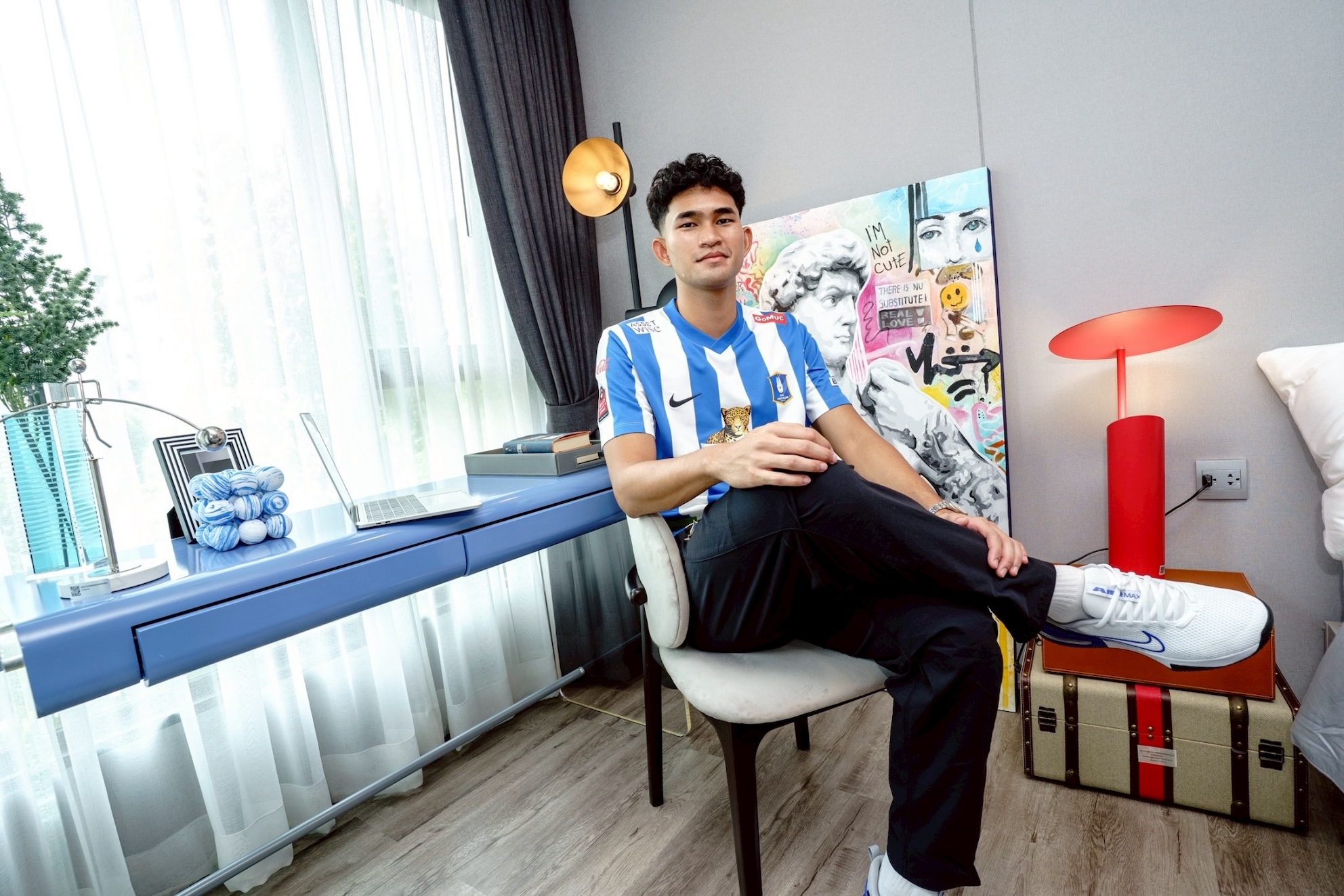 “แอสเซทไวส์” หนุนฝันนักเตะดาวรุ่งแนวหน้าทีม “บีจี ปทุม ยูไนเต็ด” มอบคอนโดฯ พักฟรี 1 ปีเต็มย่านรังสิต ทำเลใกล้สนามชาร์จพลังให้ซ้อมเต็มร้อย