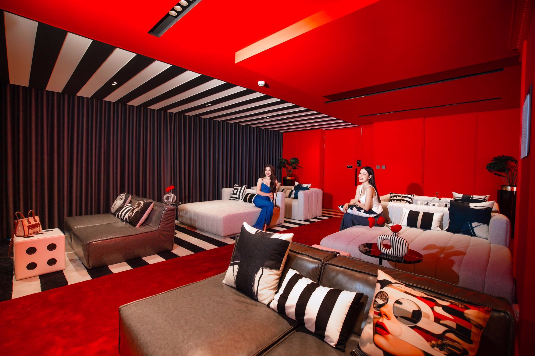 “หมูแฮม นางสาวไทย 2568” นำทีมรองทั้ง 4 ย้ายเข้าคอนโด Atmoz Palacio ลาดพร้าว วังหิน รางวัลห้องพักประจำตำแหน่งจาก “แอสเซทไวส์” ตกแต่งครบดีไซน์พิเศษ – พักฟรี 1 ปี