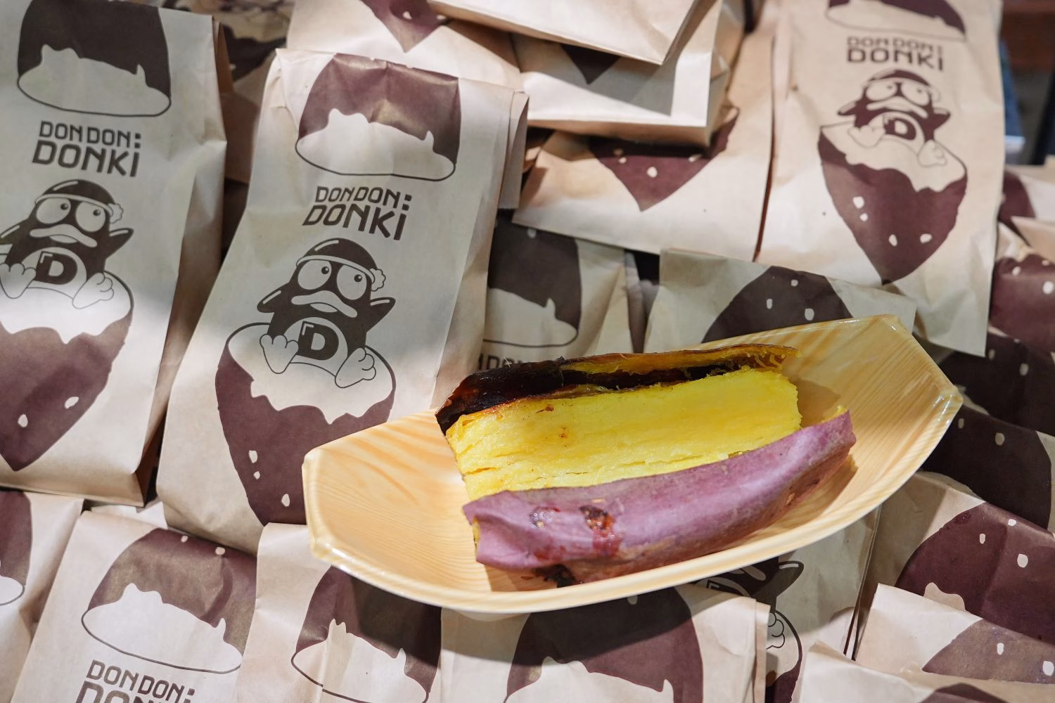 สิ้นสุดการรอคอย! เซ็นทรัล เวสต์เกต ต้อนรับ ‘ดอง ดอง ดองกิ’ สาขาแรกของย่าน พร้อมโซนใหม่ “self Pick Sushi & Cake” ครั้งแรกในไทย ครบทุกความเป็นญี่ปุ่นในที่เดียว