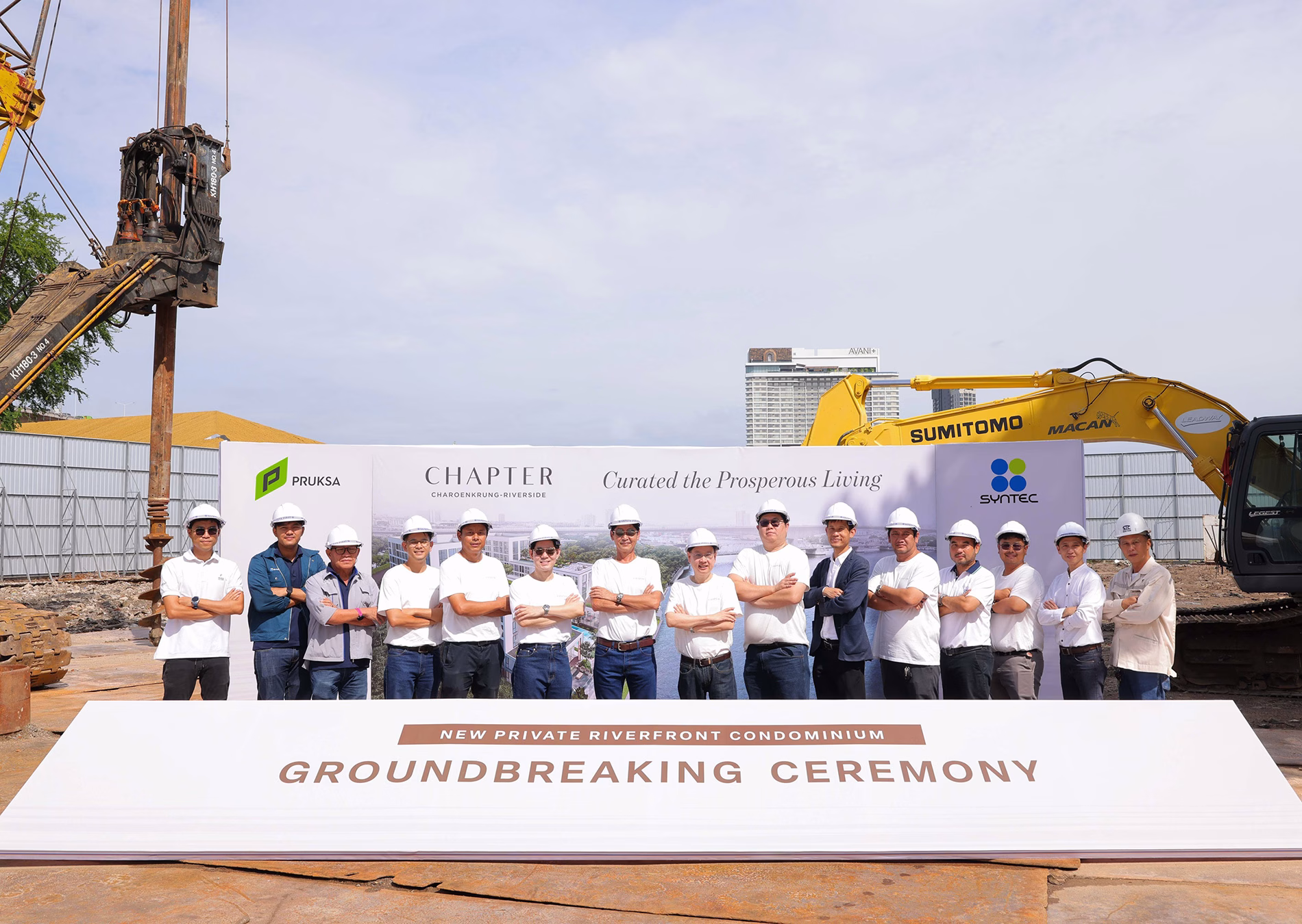 แลนด์มาร์กใหม่ริมเจ้าพระยา! “พฤกษา” เดินหน้าก่อสร้าง แชปเตอร์ เจริญกรุง–ริเวอร์ไซด์ คอนโดกระแสแรง หลังยอดขายเดือนแรกทะลุ 800 ลบ. พร้อมให้เป็นเจ้าของยูนิตพิเศษ เริ่มเพียง 4.99 ลบ.*