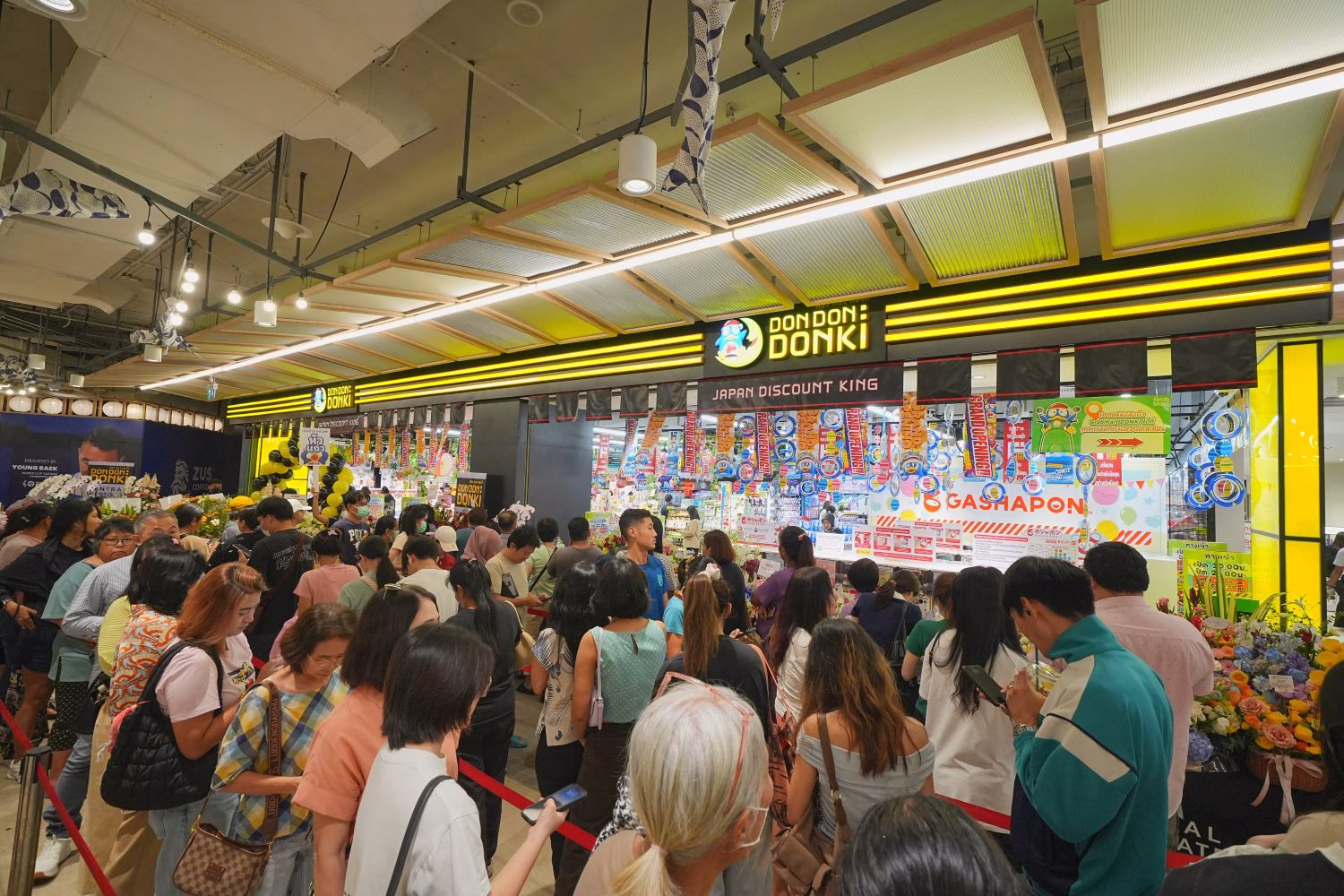 สิ้นสุดการรอคอย! เซ็นทรัล เวสต์เกต ต้อนรับ ‘ดอง ดอง ดองกิ’ สาขาแรกของย่าน พร้อมโซนใหม่ “self Pick Sushi & Cake” ครั้งแรกในไทย ครบทุกความเป็นญี่ปุ่นในที่เดียว