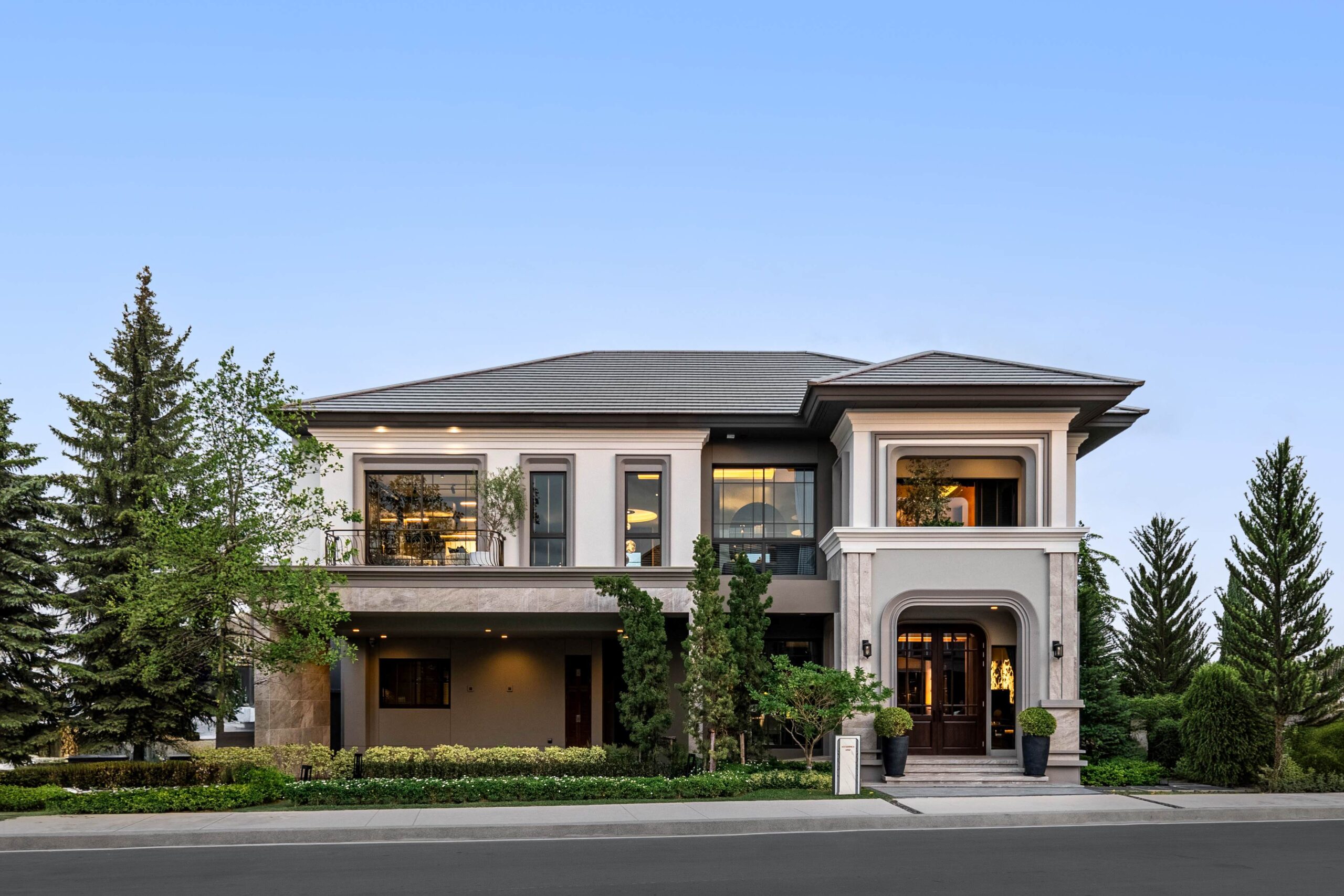 Sc Asset X Jo Malone London เปิดประสบการณ์ความหรูหราผ่านกลิ่นหอมและการออกแบบ บนคฤหาสน์หรู Grand Bangkok Boulevard 15 ทำเลศักยภาพ เอกสิทธิ์เพียง 10 ครอบครัว พร้อมเซ็ทของขวัญมูลค่ารวมกว่า 300,000 บาท*