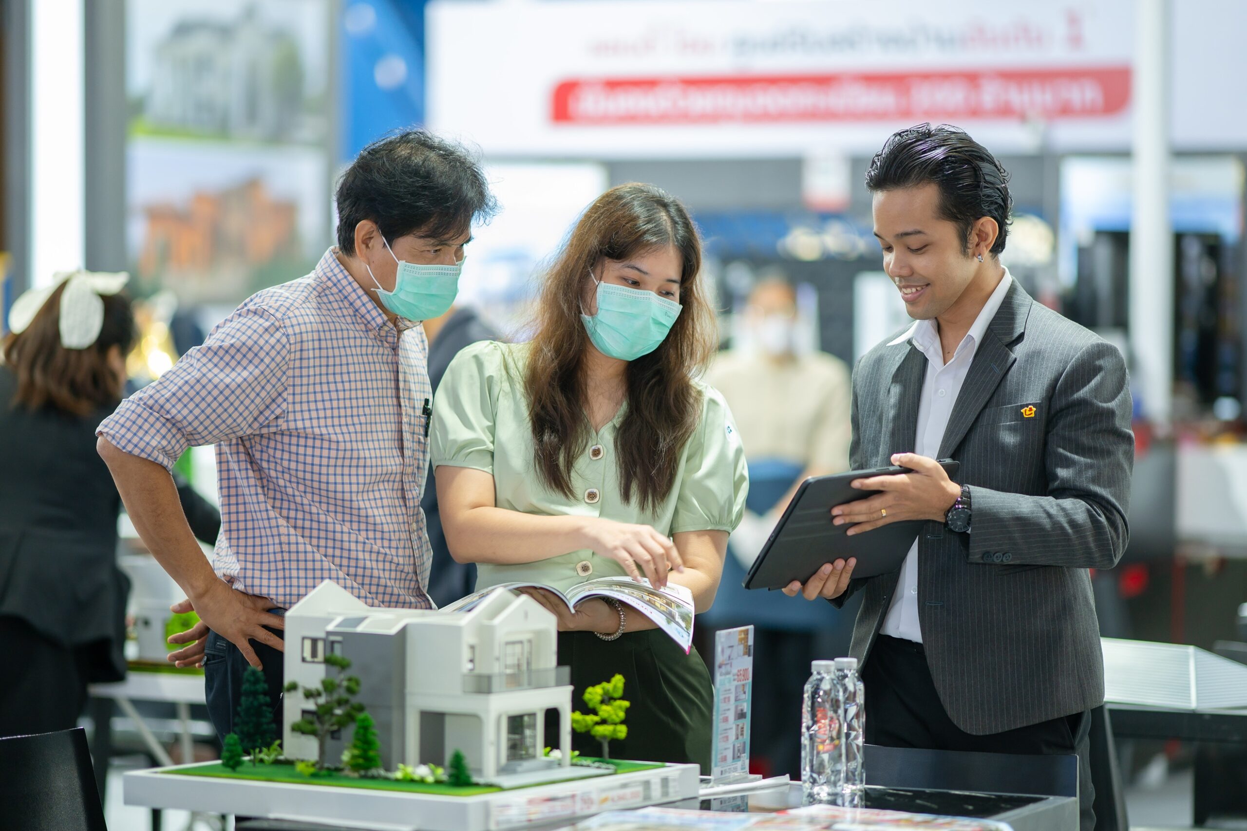 สมาคมธุรกิจรับสร้างบ้าน ลุยงานใหญ่แห่งปี ‘รับสร้างบ้านและวัสดุ Expo 2025’ ชูคอนเซปต์ ‘สร้าง อยู่ ดี’ อัดโปรแรง ดอกเบี้ยพิเศษ กระตุ้นผู้บริโภคสร้างบ้านใหม่ ‘ราคาเดิม’