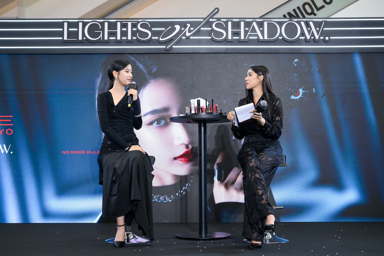 “kate ร่วมกับ Eveandboy และ เดอะมอลล์ไลฟ์สโตร์ บางกะปิ จัดงาน ‘lights On Shadow’ Event นำทีม Brand Muse ‘ตู–ต้นตะวัน’ เผยสไตล์อันเป็นเอกลักษณ์ Cool & Sharp พร้อมอินฟลูเอนเซอร์ชื่อดัง เก่ง–น้ำปิง, มาร์ค และจัมโม่ ตอกย้ำกลยุทธ์เจาะ Gen Z กับกิจกรรมเอ็กซ์คลูซีฟเพียบ!”