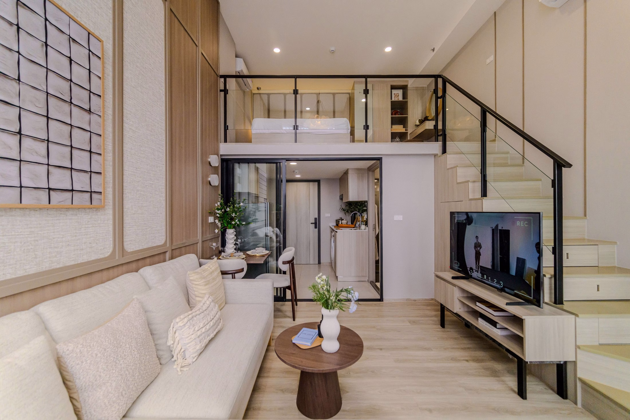 ออริจิ้น เวอร์ติเคิล เปิดชมตึกจริงครั้งแรก Origin Plug & Play E22 Station และ Origin Plug & Play Srinakarin การันตีด้วยยอดขายสูงกว่า 70%