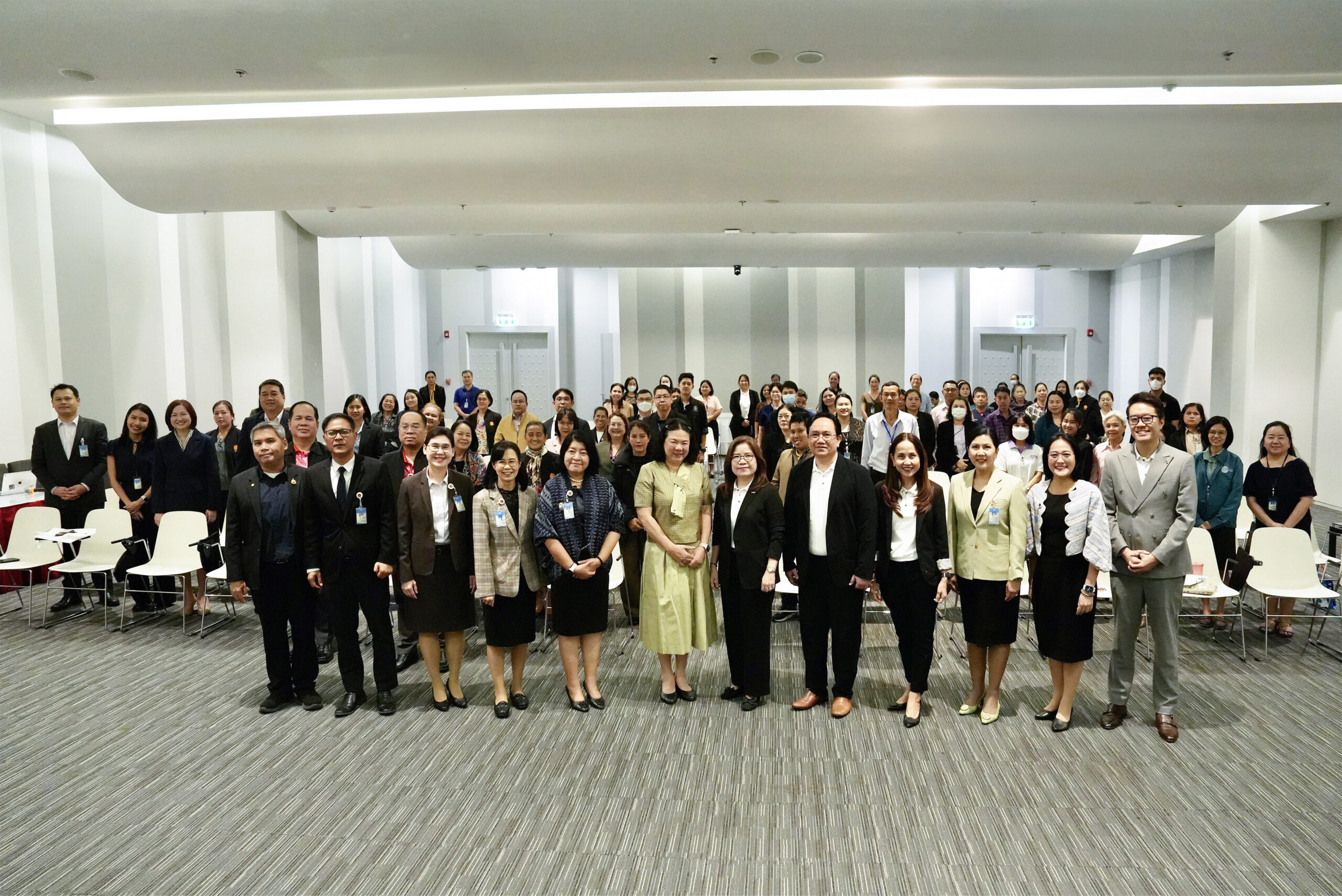 “คลินิกแก้หนี้ By Sam” ร่วมบรรยายความรู้ทางการเงิน “ปลดล็อก ปลดหนี้” แก่สำนักงานเลขาธิการสภาผู้แทนราษฎร