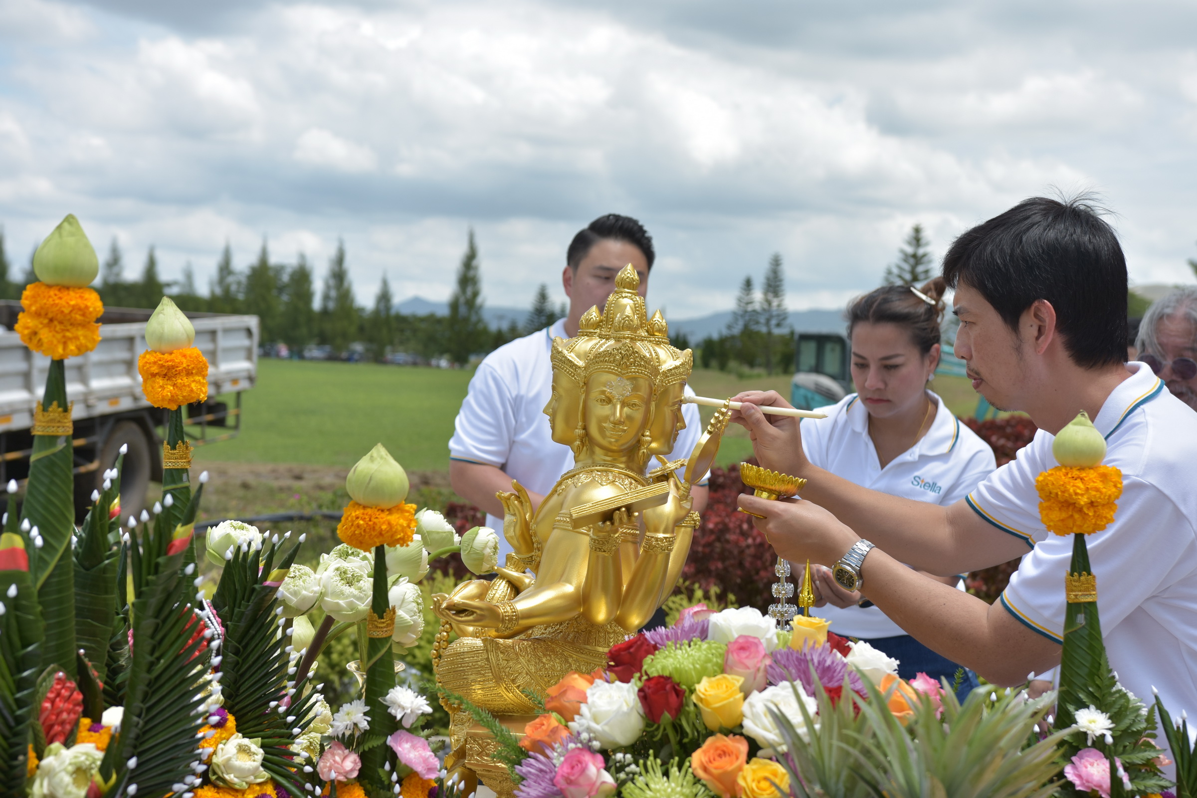 “สเตลล่า”ถือฤกษ์ดีจัดพิธีบวงสรวงตั้งศาลพระพรหม โครงการสเตลล่าโอโซน เขาใหญ่ เตรียมรับกิจกรรมใหญ่ปลายปี