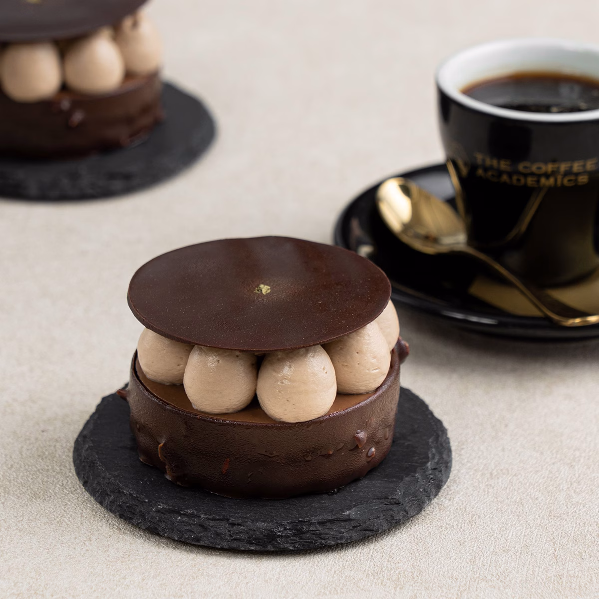 “เดอะ คอฟฟี่ อะคาเดมิคส์” แนะนำเค้กสไตล์ฝรั่งเศส พร้อมโปรพิเศษ ตลอดเดือนกันยายน