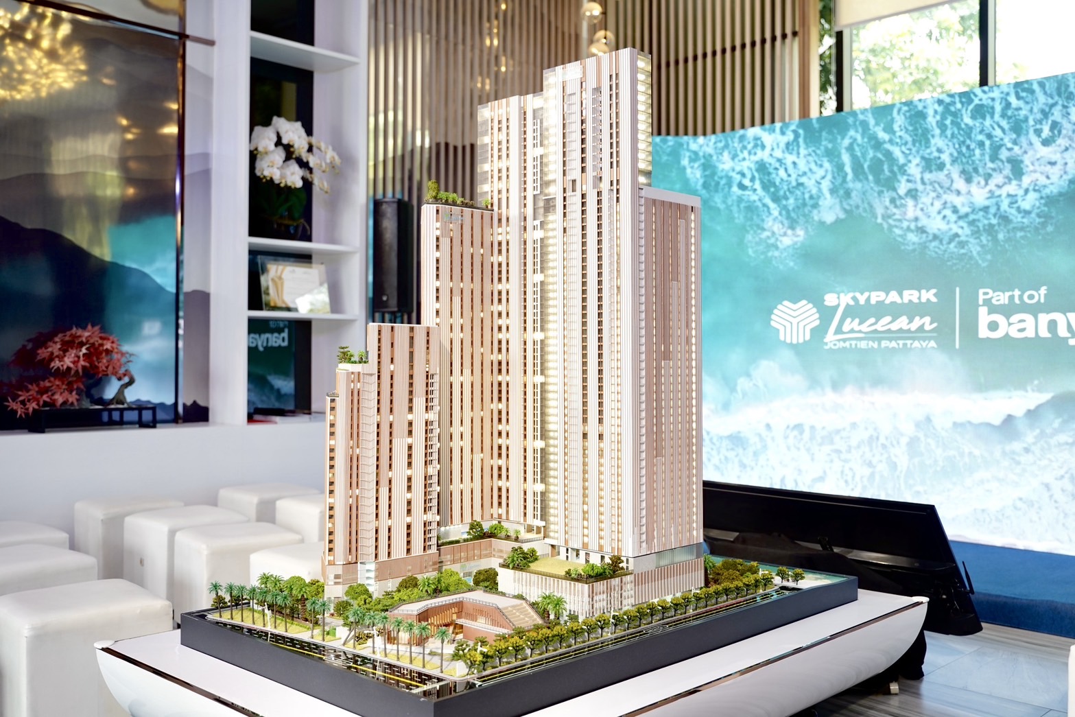 ลูนิค เรียลเอสเตท ประกาศความสำเร็จโครงการ Skypark Lucean Jomtien Pattaya ยอดขายเฟสแรกทะลุ 42% รับดีมานด์ Branded Residence แกร่ง! ดัน “หาดจอมเทียน” สู่ “ลักชัวรีเดสติเนชันระดับโลก”