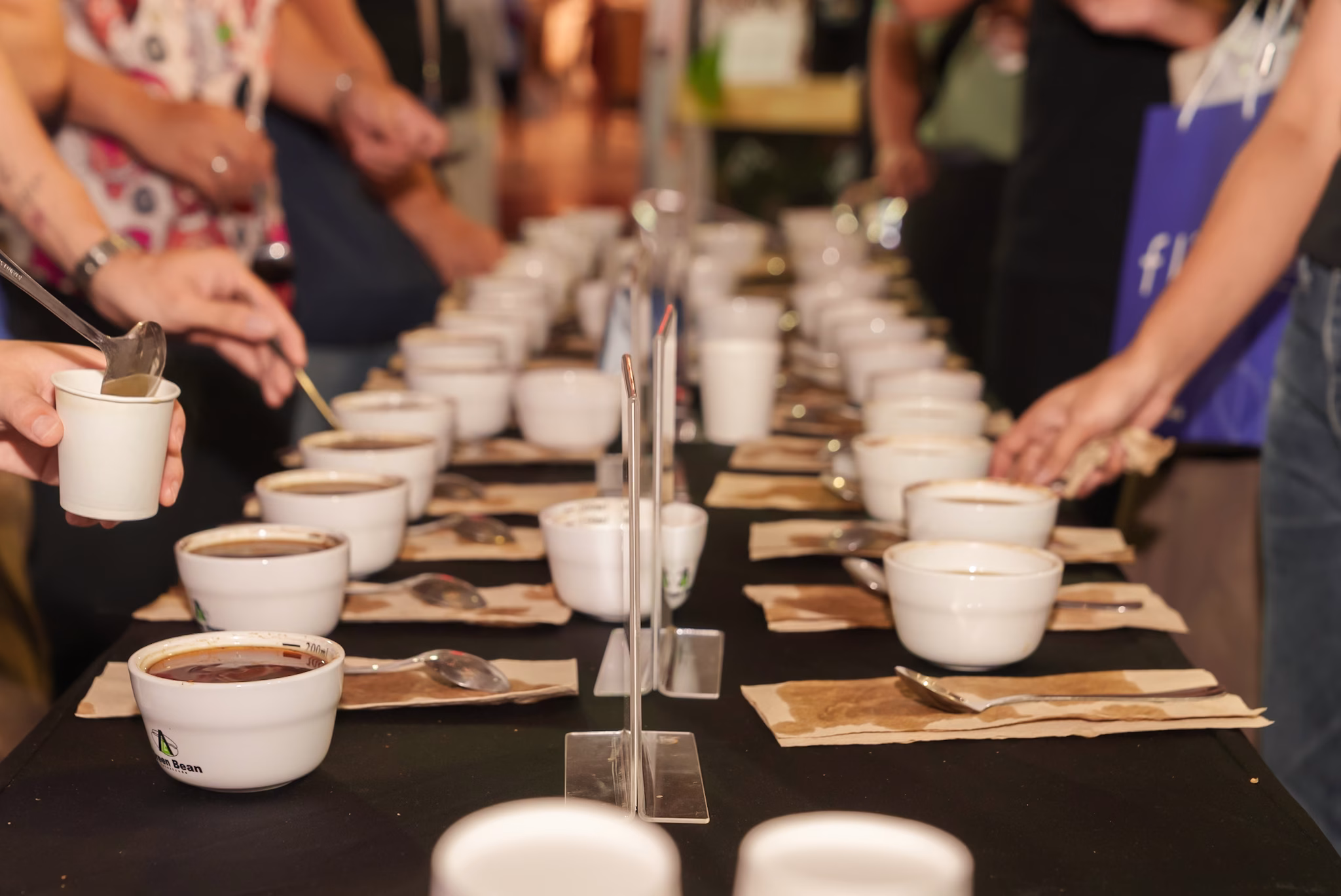 จุดนัดพบคอกาแฟ! ดริป คั่ว บด สด ครบที่เซ็นทรัลเวิลด์ รวมความพิเศษจากวงการกาแฟทั่วโลก ไว้ในงาน “world Coffee Hub” 8–14 ตุลาคม 68 นี้