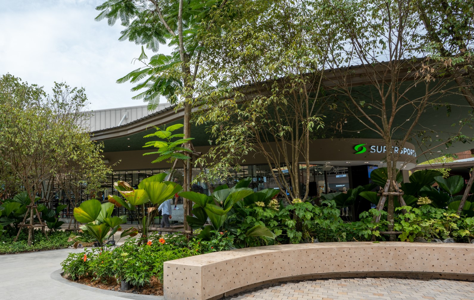 First Look “เซ็นทรัล กระบี่” แลนด์มาร์กใหม่แห่งอันดามัน ศูนย์การค้าที่ผสานดีไซน์ยั่งยืนกับธรรมชาติอย่างลงตัว ก่อนเปิดจริง 24 ต.ค. นี้