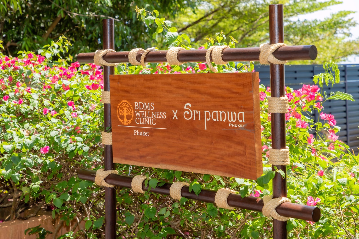 Bdms Wellness Clinic X Sri Panwa คว้า 2 รางวัลแห่งความภาคภูมิใจ จาก ททท. ในงาน Thailand Tourism Awards ครั้งที่ 15 ย้ำวิสัยทัศน์ด้านการผลักดันเศรษฐกิจ Wellness ไทยสู่สากล