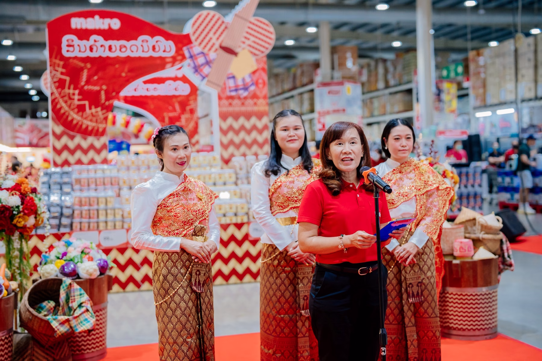 ซีพี แอ็กซ์ตร้า เปิดแคมเปญ “sabaidee Thailand Shopping Destination” ชู “แม็คโคร โลตัส” จุดหมายแหล่งช้อปปิ้งของชาวลาว