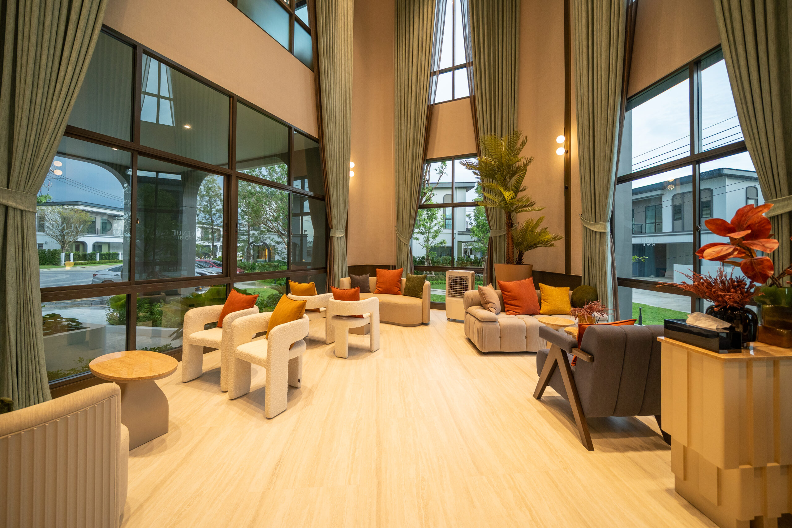 Sc Asset ส่งแบรนด์ใหม่ “เวนิว ฟอร์ม บางนา – ศรีวารี” บ้าน Form ดี ดีไซน์ทรงเลขาคณิต สไตล์ Mid Century Modern ชูจุดเด่นโถงสูง 6 เมตร ใกล้เมกาบางนา–สุวรรณภูมิ เปิดจองครั้งแรก 18–19 ต.ค.นี้