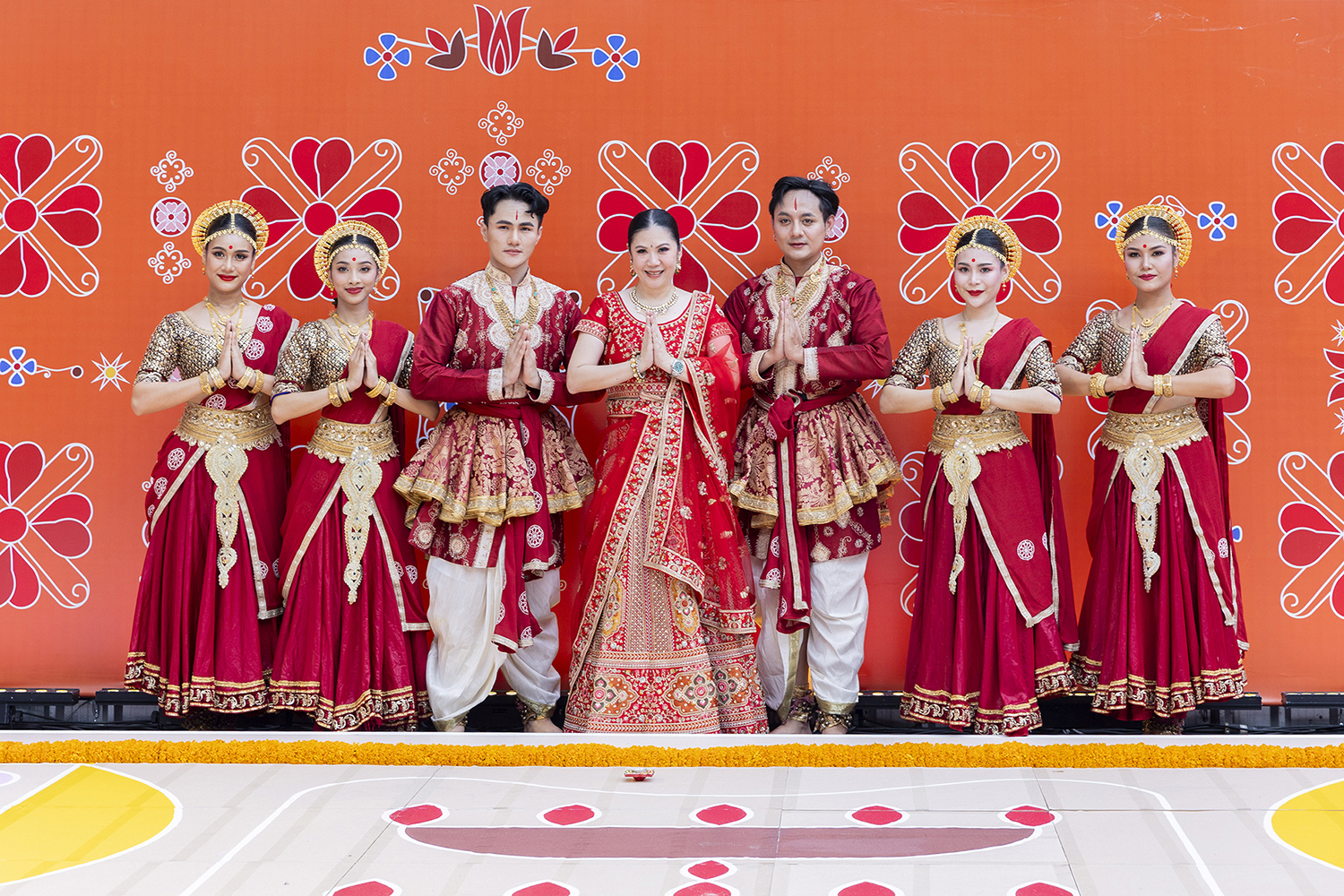 ครั้งแรก! Central & Robinson ผนึก ททท. รังสรรค์รังโกลีใหญ่ที่สุดในกรุงเทพฯ ฉลองเทศกาล Diwali เทศกาลแห่งแสงสว่างและความสุข ต้อนรับนักท่องเที่ยวอินเดียจากทั่วโลก