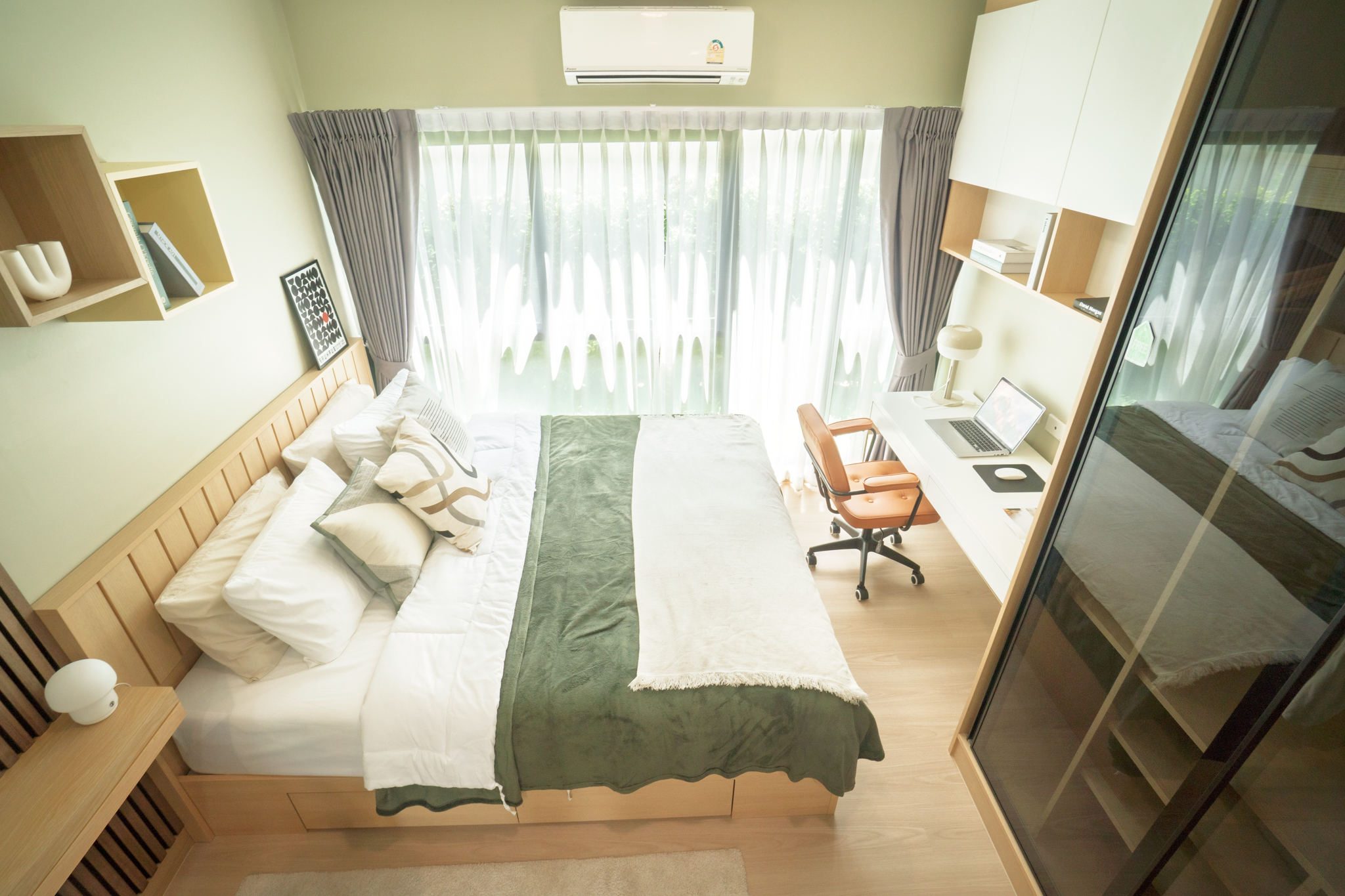 พรีวิว เพลิน เพลิน คอนโดมิเนียม พระราม 5 สะพานมหาเจษฎาบดินทร์ ฯ (ploen Ploen Condo Rama 5 Ratchaphruek)