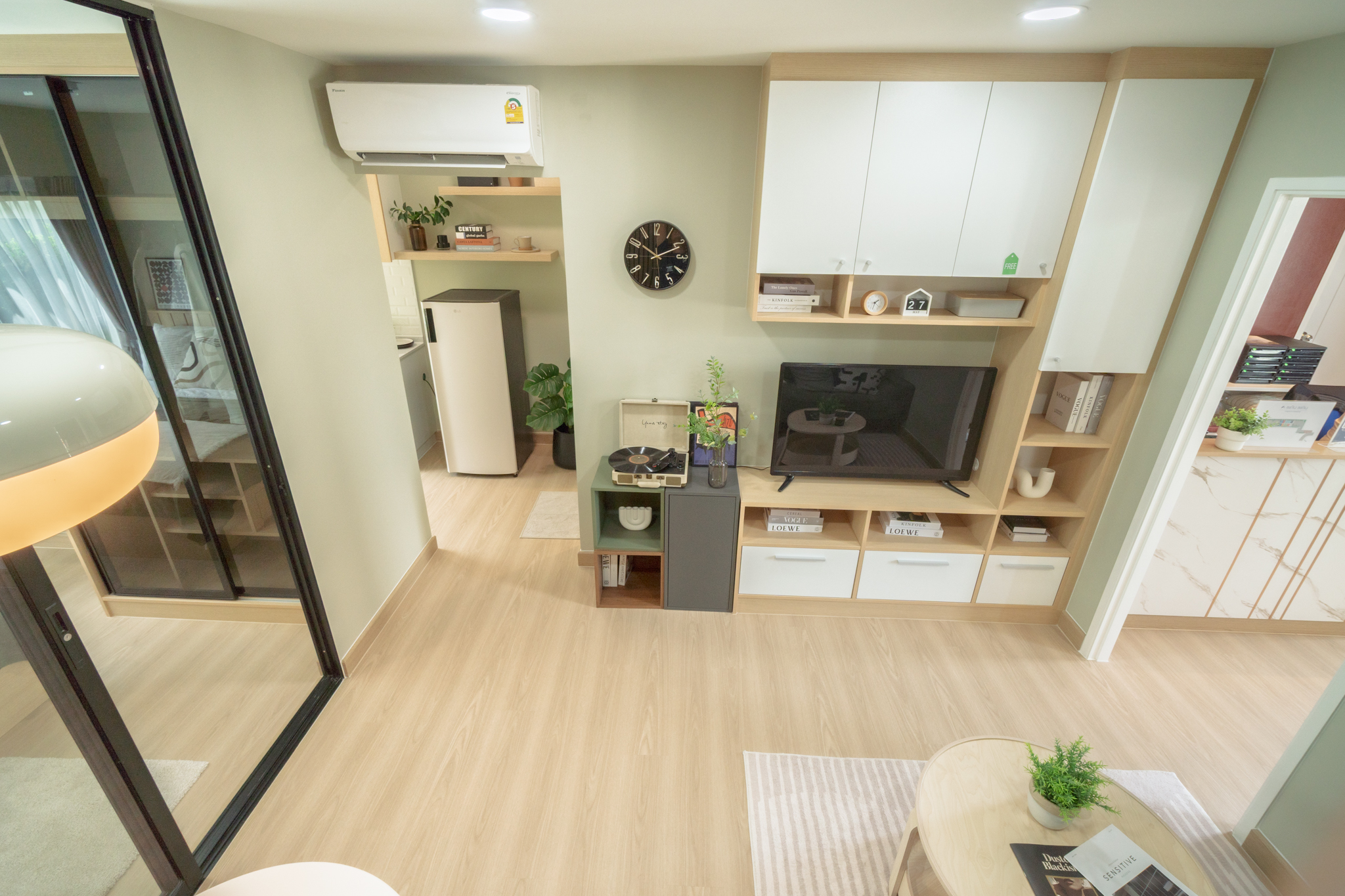 พรีวิว เพลิน เพลิน คอนโดมิเนียม พระราม 5 สะพานมหาเจษฎาบดินทร์ ฯ (ploen Ploen Condo Rama 5 Ratchaphruek)