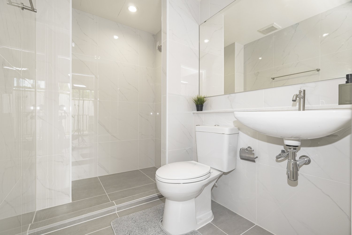 พรีวิว เพลิน เพลิน พลัส คอนโดมิเนียม รังสิต – ฟิวเจอร์พาร์ค อาคาร C (ploen Ploen Plus Condominium Rangsit Future Park Tower C)