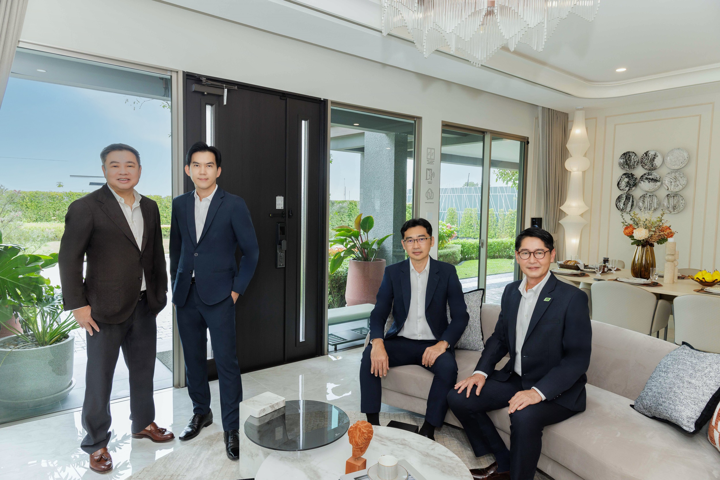 “บ้านอยู่ดีทั้งชีวิต! พฤกษา จับมือ “ทอสเท็ม” นำนวัตกรรมประตูหน้าต่างมาตรฐานญี่ปุ่น เสริมความปลอดภัย–ลดค่าไฟ”