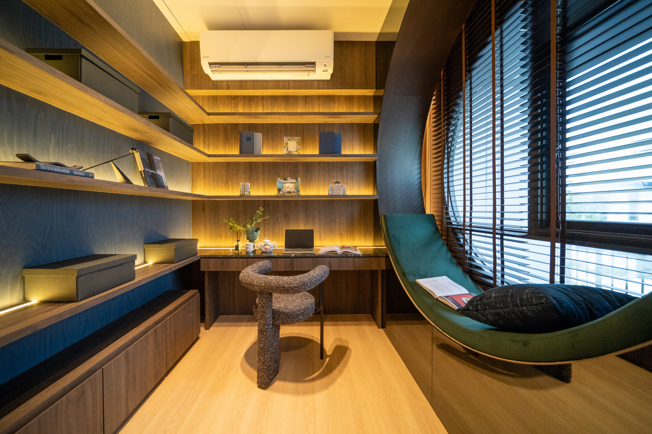 Sc Asset ส่งแบรนด์ใหม่ “เวนิว ฟอร์ม บางนา – ศรีวารี” บ้าน Form ดี ดีไซน์ทรงเลขาคณิต สไตล์ Mid Century Modern ชูจุดเด่นโถงสูง 6 เมตร ใกล้เมกาบางนา–สุวรรณภูมิ เปิดจองครั้งแรก 18–19 ต.ค.นี้