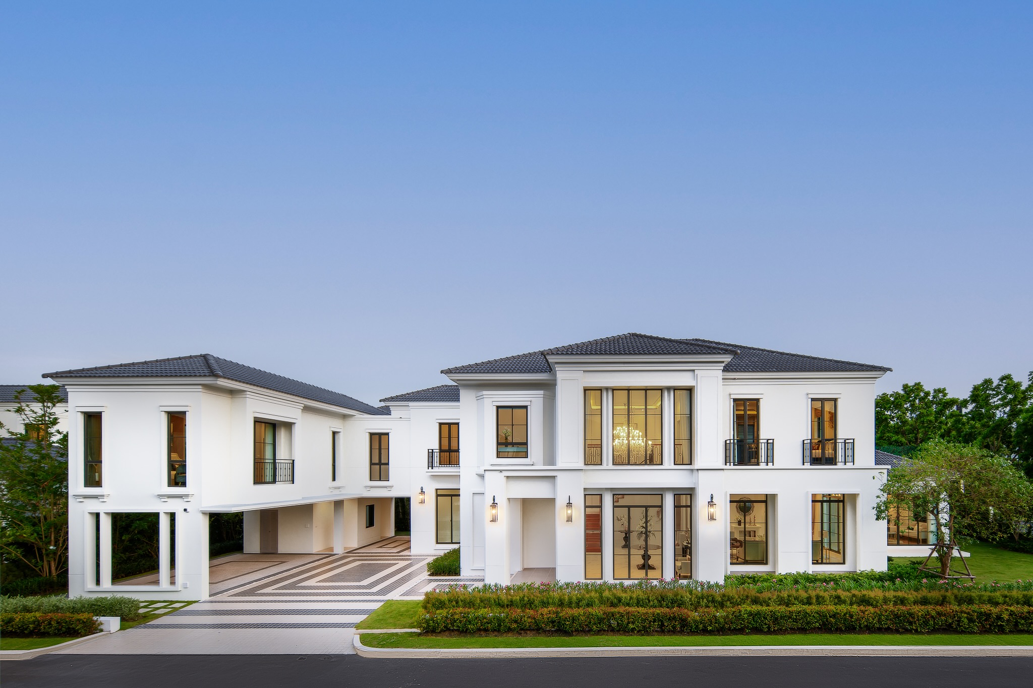 เปิดพอร์ต “เซ็นทรัลพัฒนา เรซซิเด้นซ์” 11 ปี 51 โครงการ 6.57 หมื่นล้าน ประกาศรุกตลาดแนวราบในกรุงเทพฯ มูลค่ารวมกว่า 2.5 หมื่นล้าน ครบทุกเซ็กเมนต์ ด้วย 4 แบรนด์ “นิยาม นิรดา นินญา นิรติ” ตอกย้ำคุณภาพทุกมิติ สะท้อนมาตรฐาน “บ้านเซ็นทรัล”