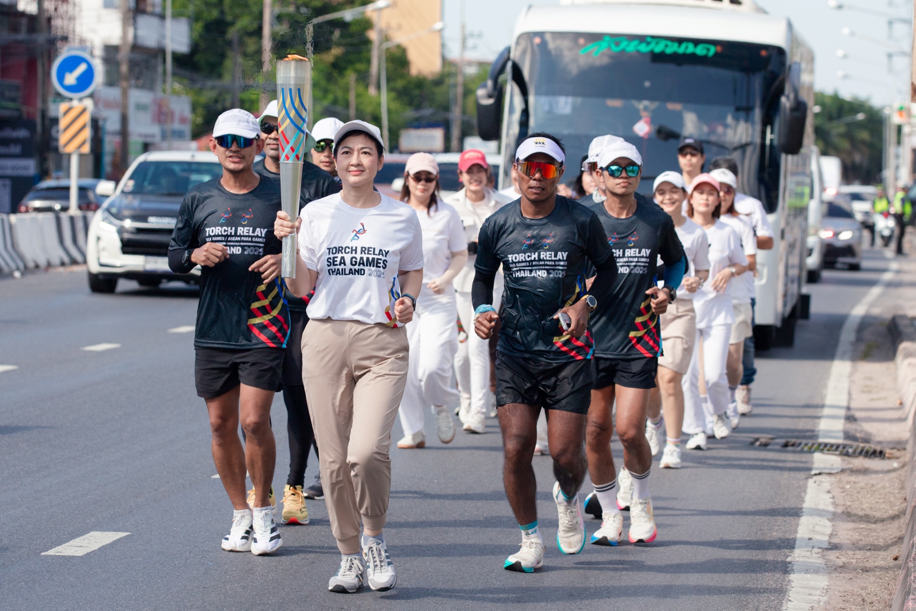 เซ็นทรัลพัฒนา ชวนคนไทยทั่วประเทศร่วมส่งกำลังใจเชียร์ทัพนักกีฬาไทย สู้ศึก Sea Games 2025 และ Asean Para Games 2026