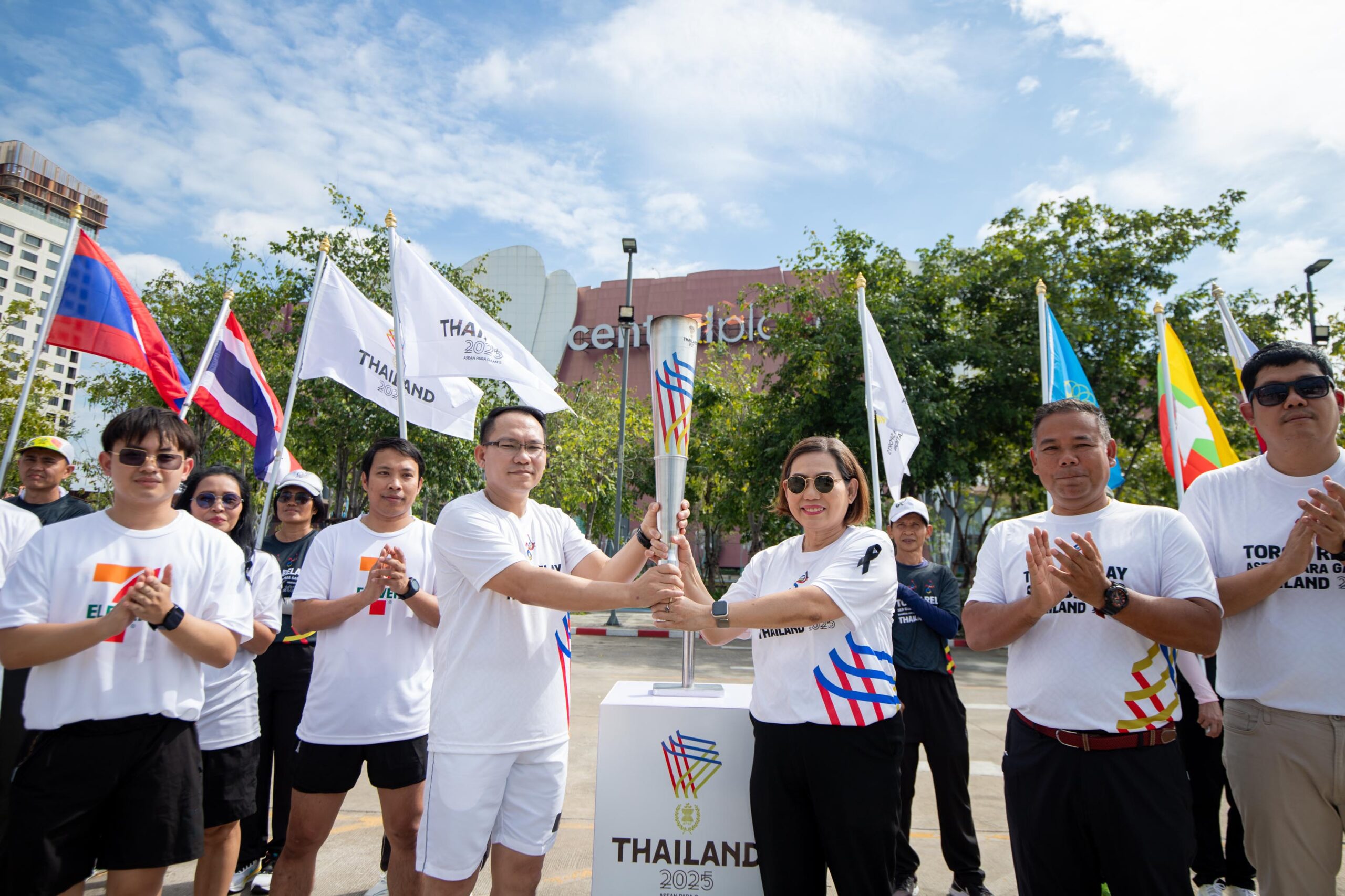 เซ็นทรัลพัฒนา ชวนคนไทยทั่วประเทศร่วมส่งกำลังใจเชียร์ทัพนักกีฬาไทย สู้ศึก Sea Games 2025 และ Asean Para Games 2026