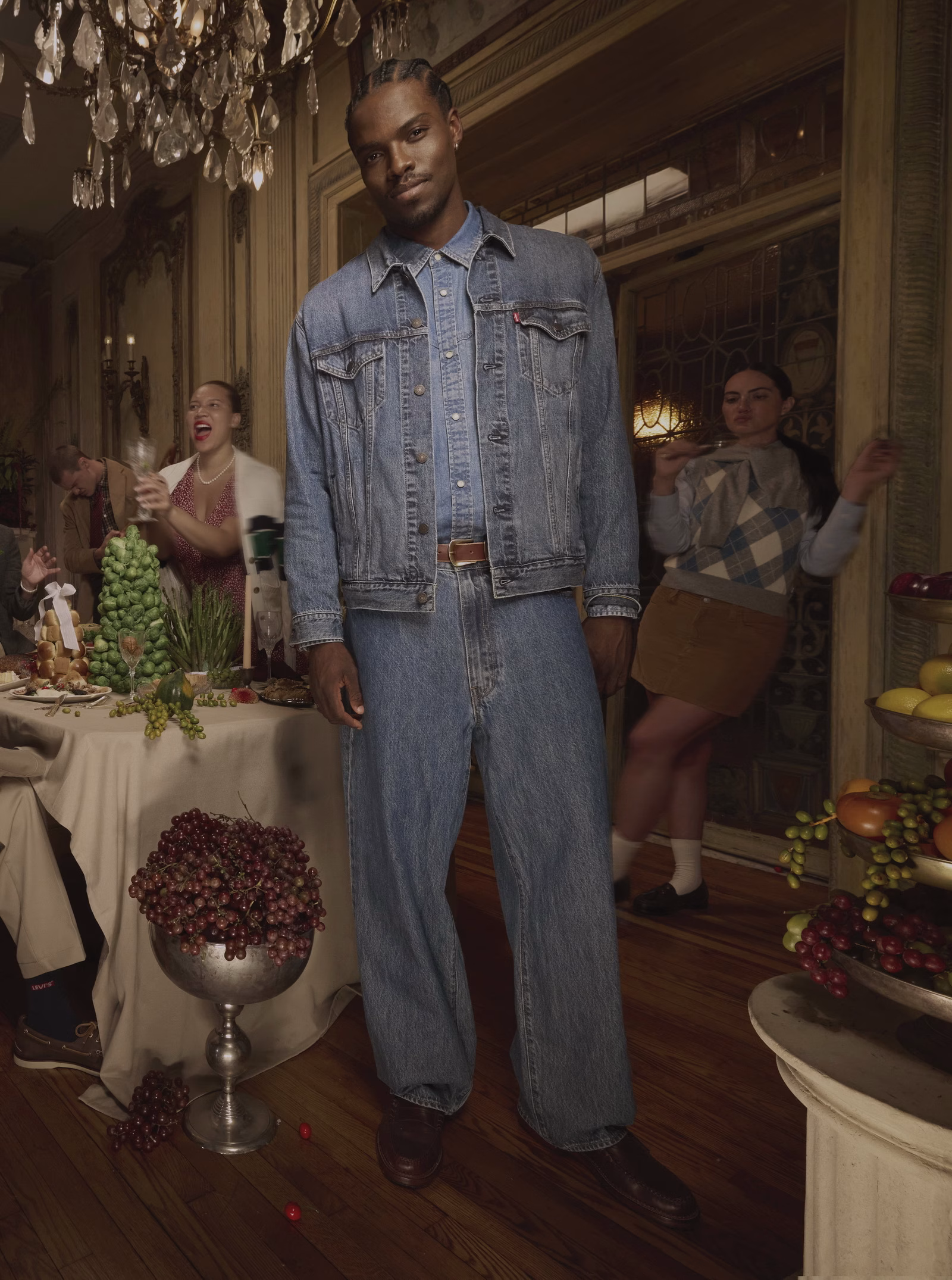 It’s Baggy Season: Levi’s® นิยามใหม่ของการแต่งตัวช่วงฮอลิเดย์ ด้วยความเท่ที่ไม่ต้องพยายาม