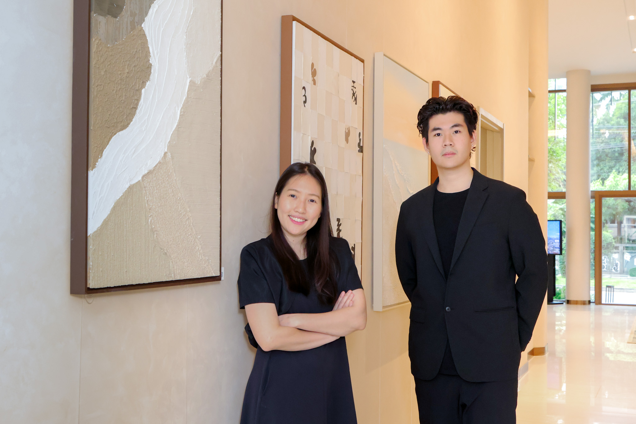 แสนสิริ ย้ำภารกิจ Good Citizen หนุน Young & Local Artist พลิกสเปซสำนักงานขายและคอนโดมิเนียมสู่อาร์ตแกลเลอรี่สุดชิค เปลี่ยนการนำเสนอที่อยู่อาศัยให้เป็น Art Experience