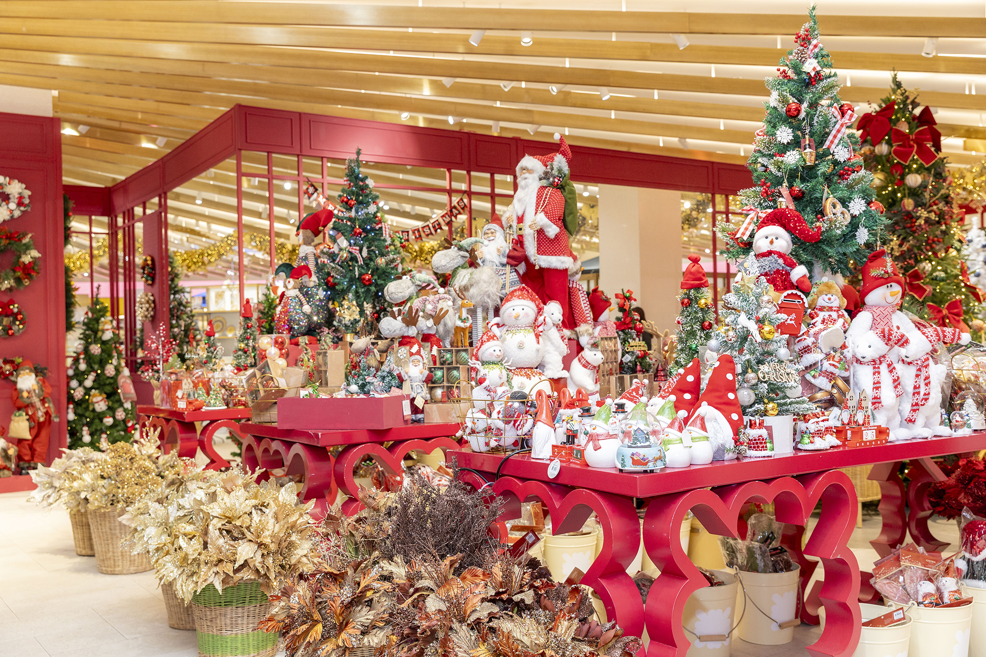 ห้างเซ็นทรัลเปิดตัว “central Season Of Giving 2026” เทศกาลของขวัญครบที่สุดแห่งปี พร้อมยกระดับประสบการณ์ช้อป – อีเวนต์ – Csr ในฐานะ The World Of Gifts เดสติเนชันอันดับหนึ่งของไทย