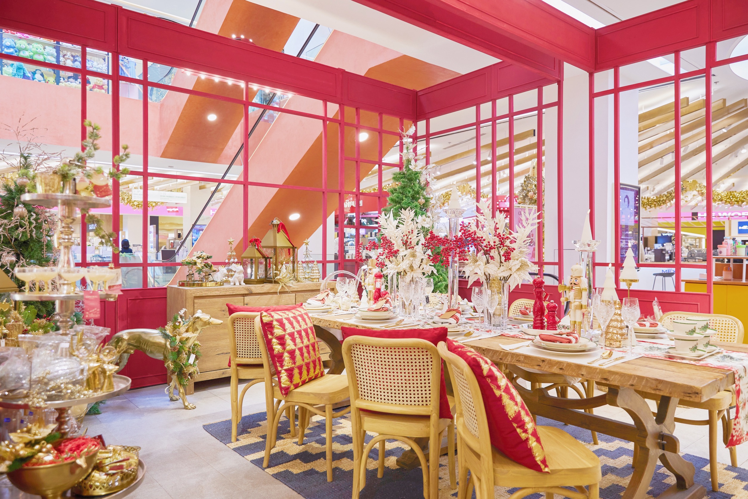 ห้างเซ็นทรัลเปิดตัว “central Season Of Giving 2026” เทศกาลของขวัญครบที่สุดแห่งปี พร้อมยกระดับประสบการณ์ช้อป – อีเวนต์ – Csr ในฐานะ The World Of Gifts เดสติเนชันอันดับหนึ่งของไทย