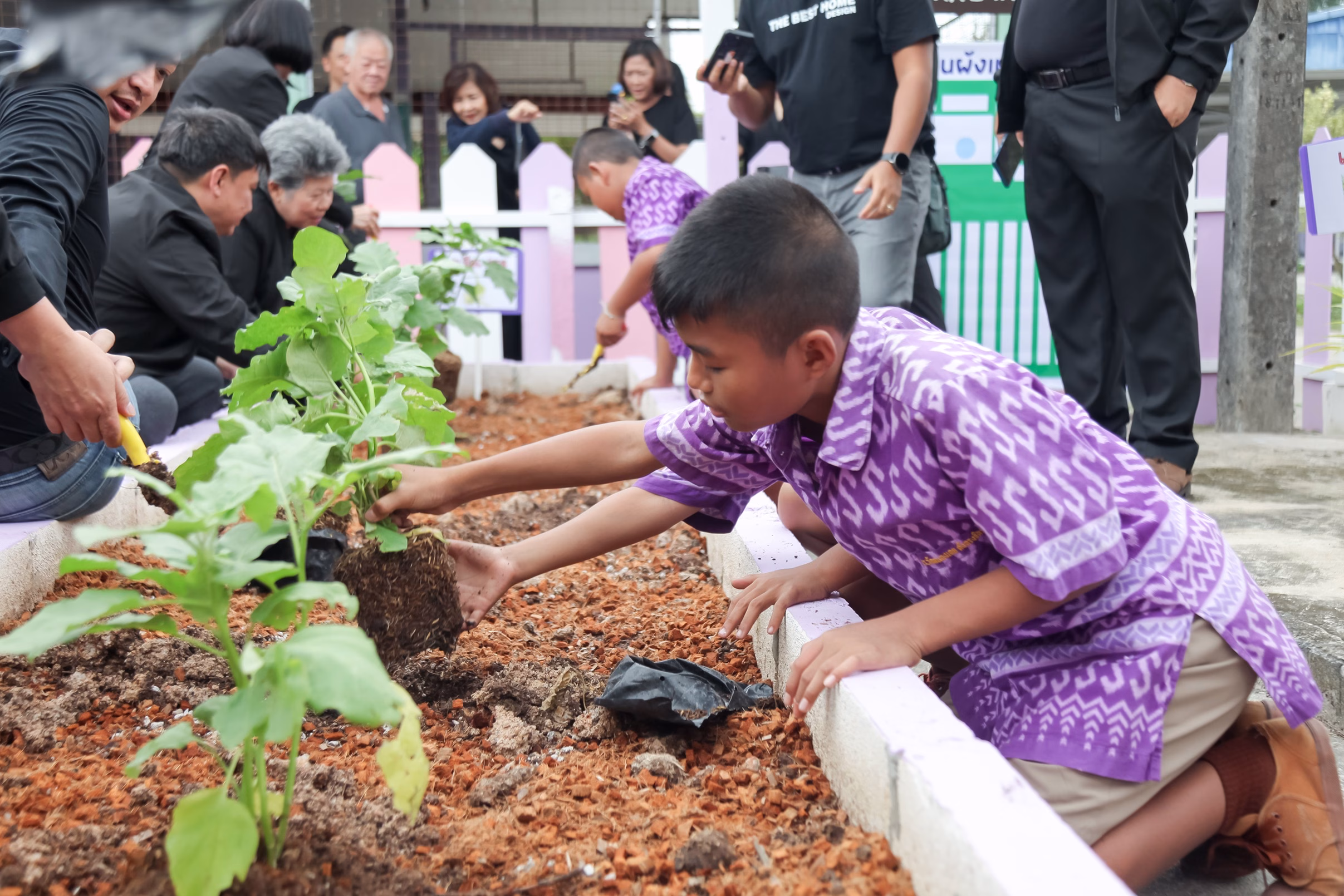 สมาคมธุรกิจรับสร้างบ้าน เดินหน้าทำ Csr ต่อเนื่องในเดือนแห่งการไว้อาลัย