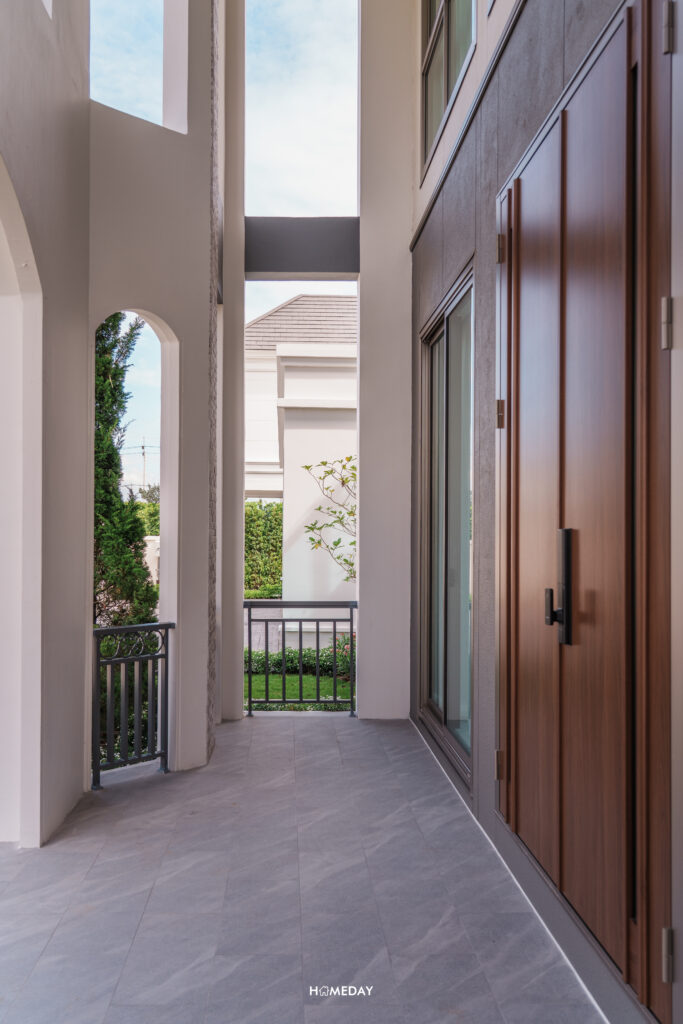 Homeday The Signature Krungthepkreetha 218