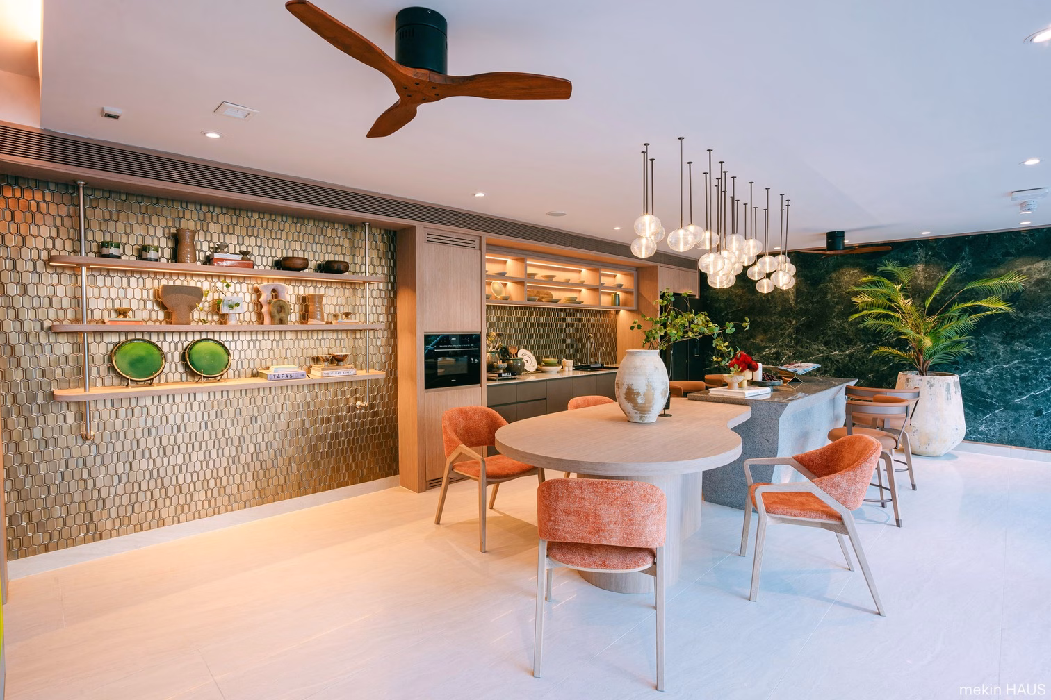 แสนสิริโอน 3 คอนโด เมืองท่องเที่ยว กวาดยอดโอนอีก 2,100 ล้านบาท เมคิน เฮาส์ เชียงใหม่ – แคนวาส เชิงทะเล – ดีคอนโด แคมปัส ขอนแก่น ดันผลงานยอดโอนคอนโดพุ่ง 13,800 ล้านบาท เตรียมขึ้นแท่นเบอร์หนึ่งสร้างผลงานคอนโดสูงสุดปี 2568