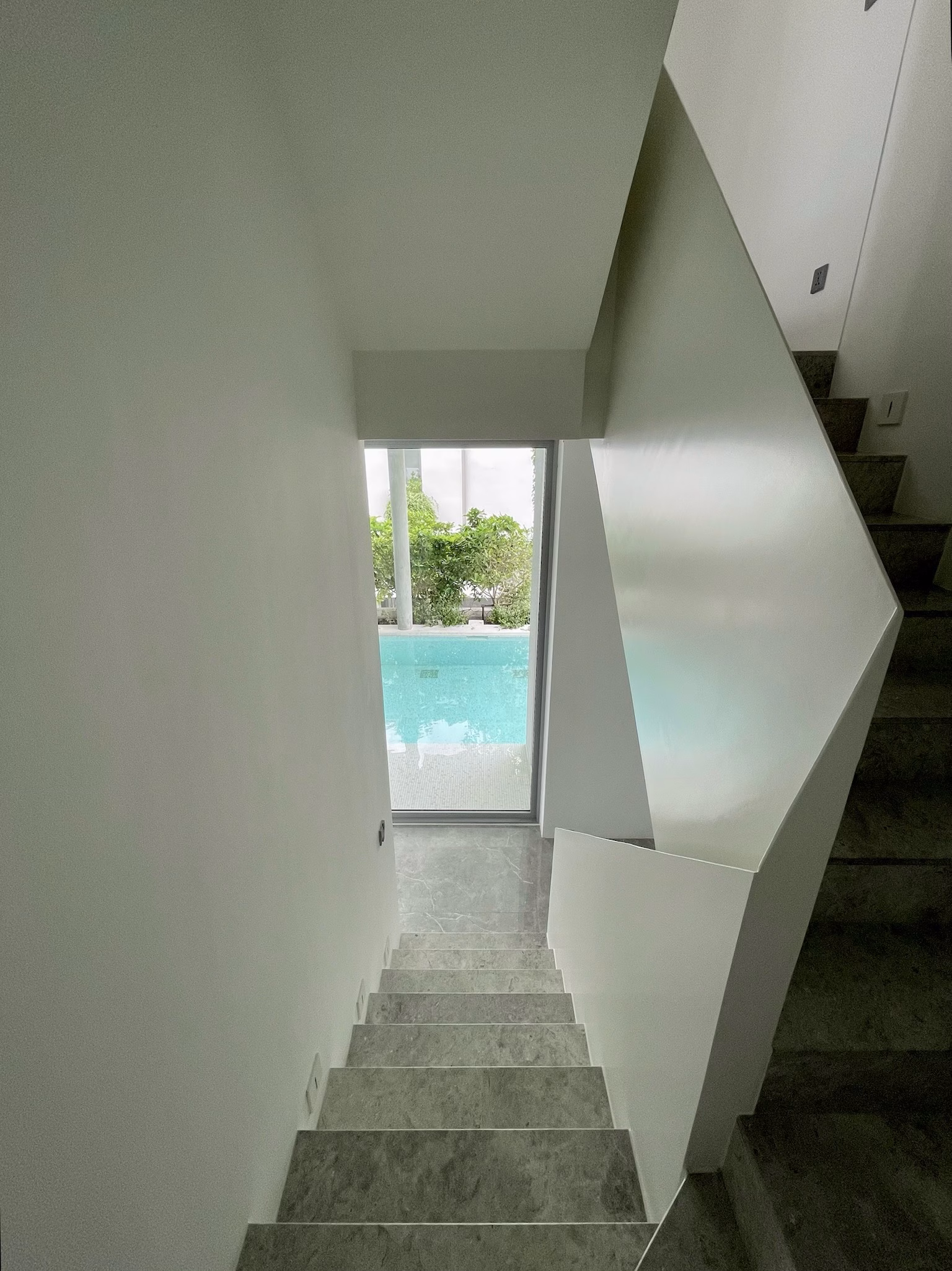 “โฟลว์ แอสเสทส์ เปิด 5 อินไซด์ ‘quiet Luxury’ จากโครงการ Arq10 กรุงเทพกรีฑา บ้านมาสเตอร์พีซที่ได้ Finalist รางวัลระดับโลก”