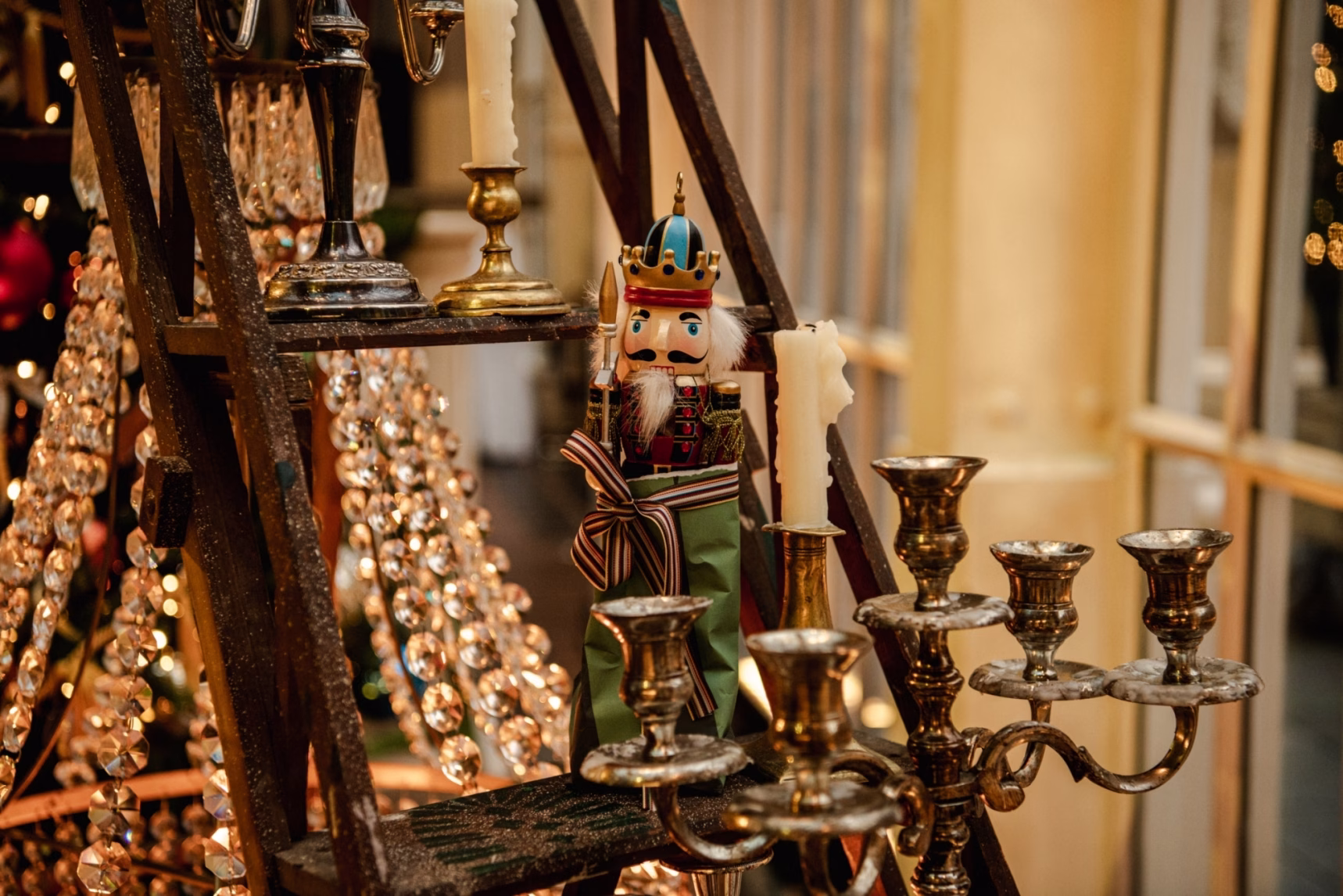 Paul Smith ร่วมกับ Royal Opera House ร่วมเฉลิมฉลองเทศกาลแห่งความสุข ด้วยต้นคริสต์มาสสุดงดงาม ใจกลางกรุงลอนดอน