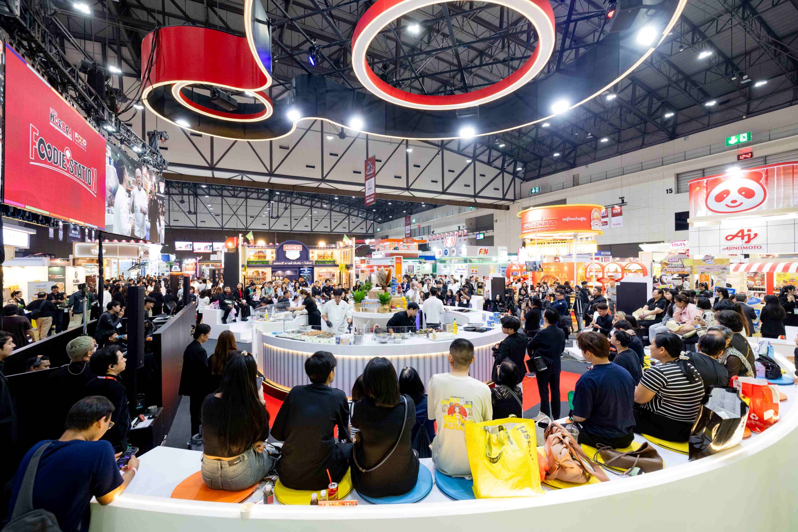 “แม็คโคร โฮเรก้า 2025 ” ปิดฉากยิ่งใหญ่ รวมพลังผู้ประกอบการทั่วไทย ตอกย้ำความสำเร็จธุรกิจอาหารโตได้ไม่สิ้นสุด