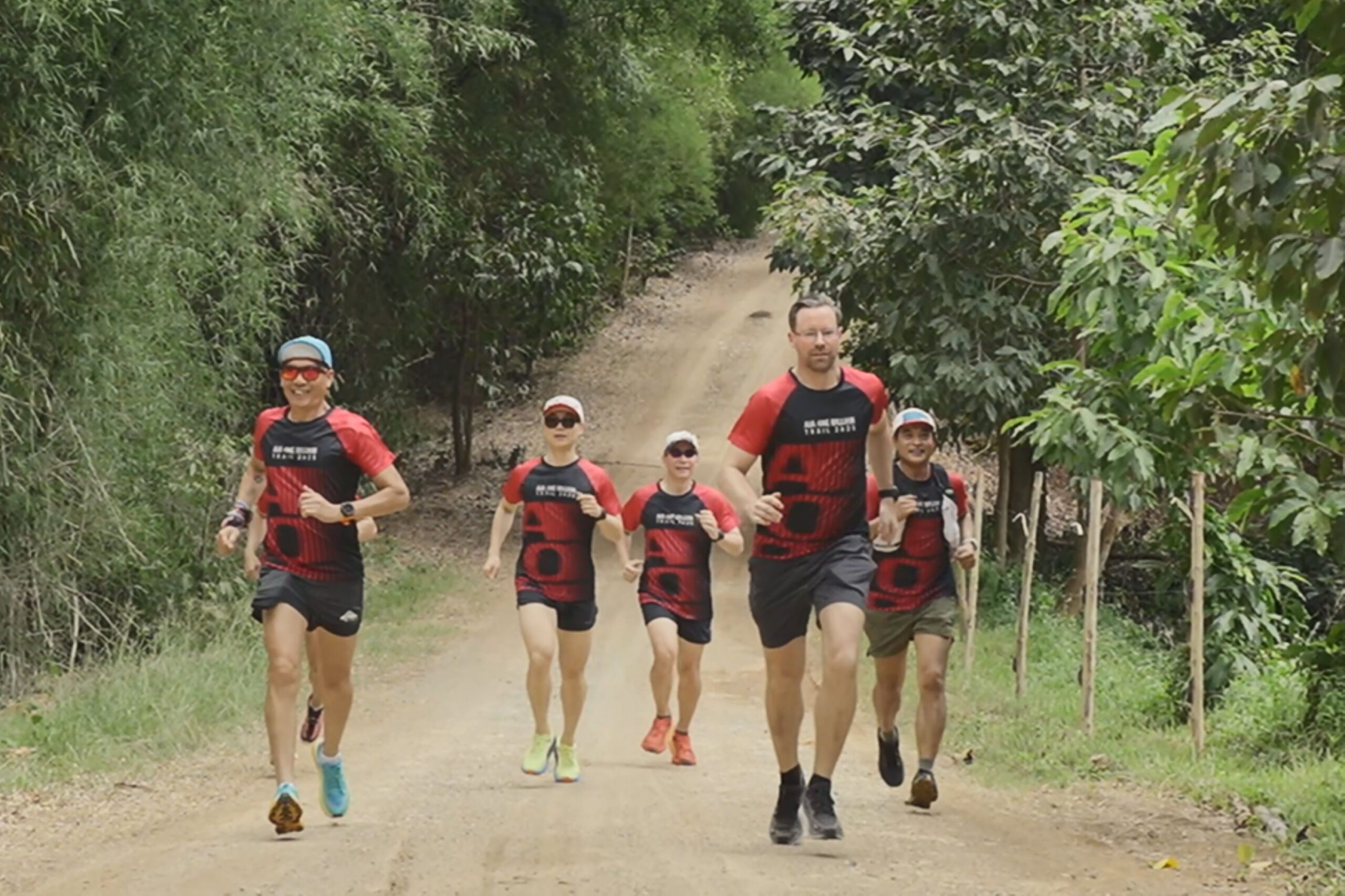 Aia One Billion Day 2025 เชิญชวนร่วมวิ่งเทรลสุดยิ่งใหญ่ ณ อุทยานแห่งชาติเขาใหญ่ ชิงถ้วยพระราชทานฯ พร้อมร่วม “วิ่งเพื่อให้” เพื่อสุขภาพดีและสังคมยั่งยืน