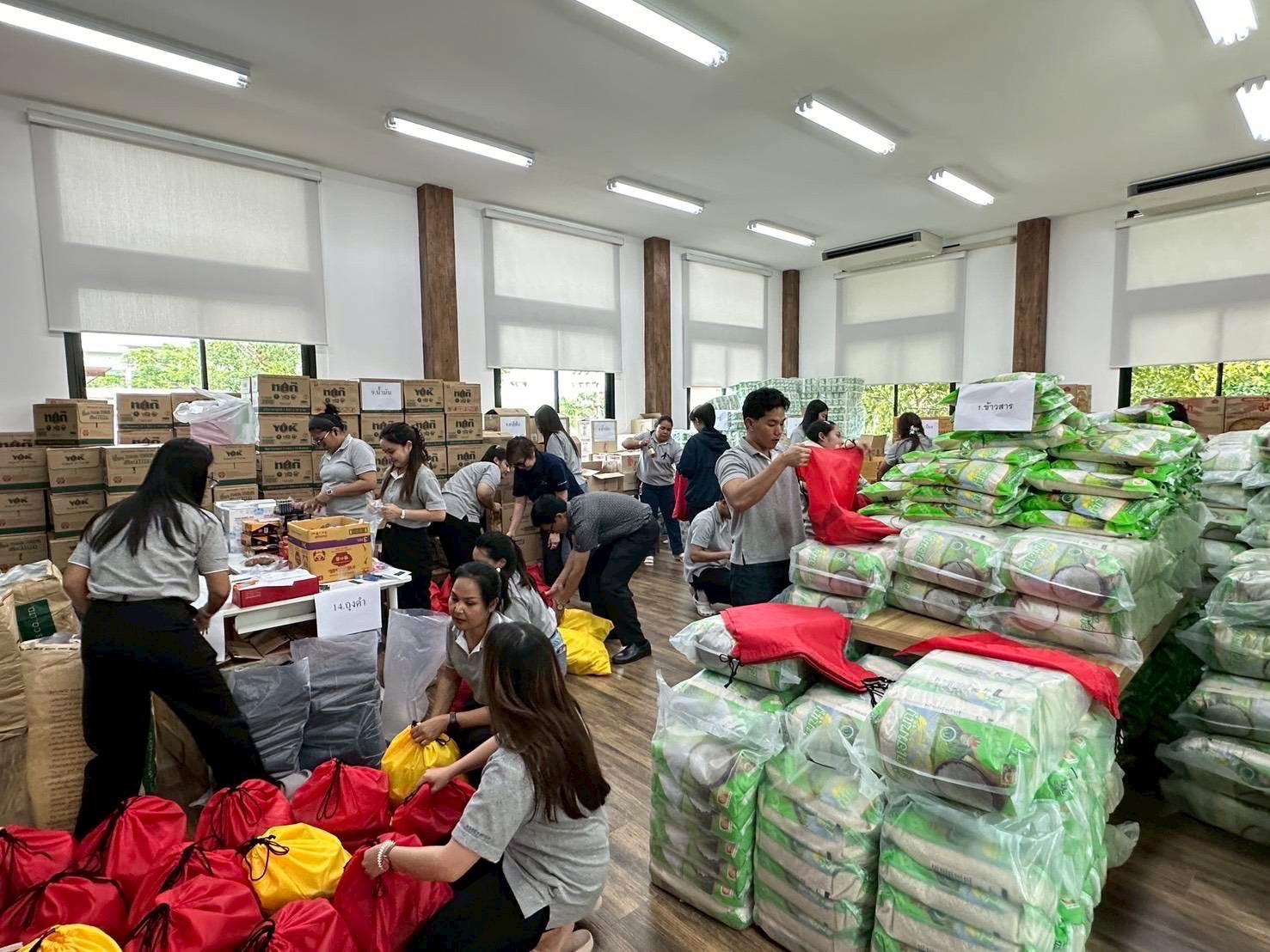 “แอสเซทไวส์” ระดมพลังพันธมิตรแบ่งปันน้ำใจ ช่วยเหลือผู้ประสบภัยน้ำท่วมภาคใต้ ส่งมอบถุงยังชีพ เสื้อผ้า อุปกรณ์ประกอบอาหาร ดูแลระยะเร่งด่วนและฟื้นฟูหลังน้ำลด