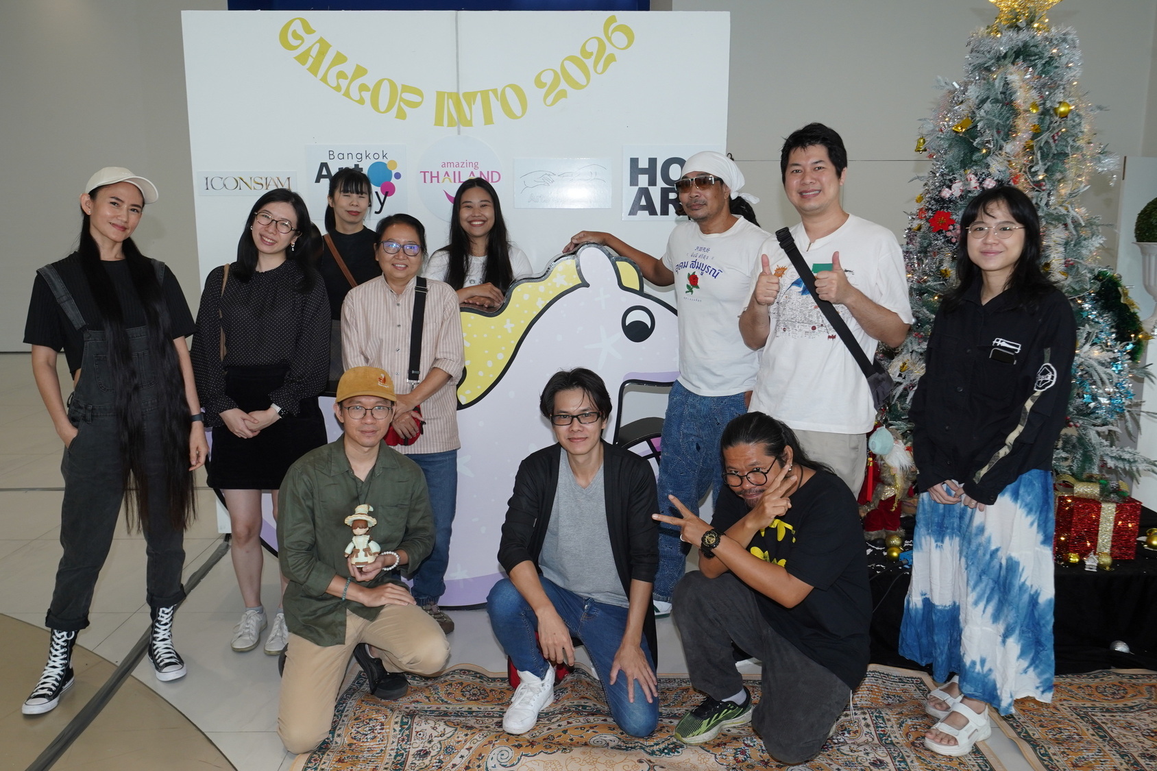ไอคอนสยาม ชวนสัมผัสเสน่ห์งานศิลป์ ส่งท้ายปี ในงาน “gallop Into 2026 – X’mas & New Year Art Market”
