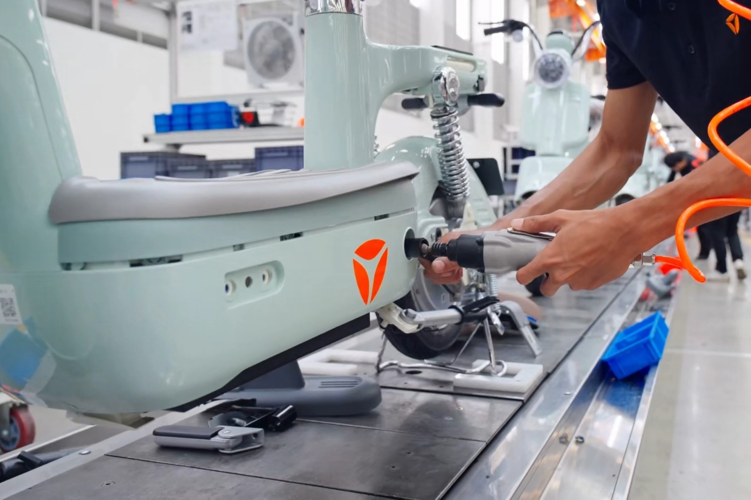 ‘พรอสเพค ดีเวลลอปเมนท์’ คว้าดีลใหญ่ ‘ยาเดีย’ ผู้นำยานยนต์ไฟฟ้าอัจฉริยะระดับโลก ตั้งโรงงานผลิตใหม่แห่งแรกในไทย ปักหมุดสมุทรปราการ พื้นที่เช่ากว่า 9,582 ตร.ม. เสริมทัพการเติบโต รับการขยายกำลังการผลิตเต็มสูบ