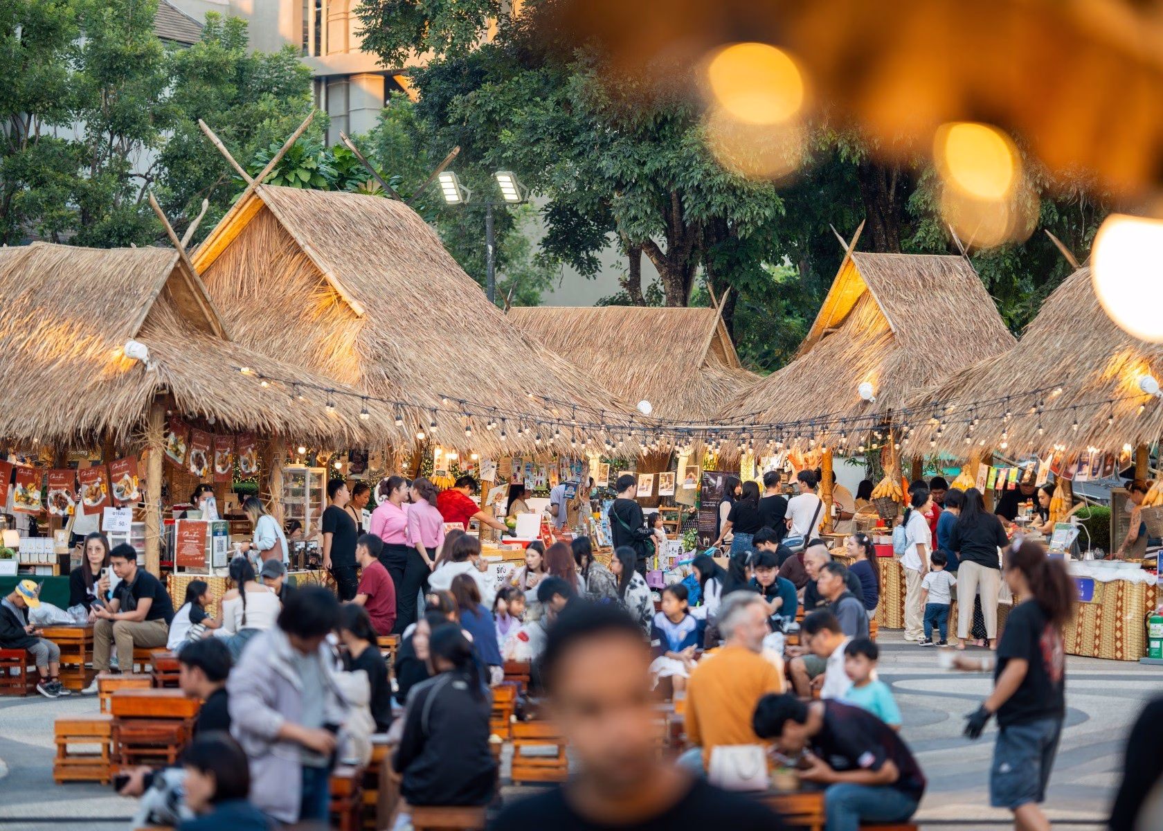 ได้เวลาแอ่วเหนือรับลมหนาว! ส่อง 5 ไฮไลต์ม่วนใจ๋ใน “เทศกาลสีสันกาสะลอง 2025” วันนี้ – 31 ม.ค. 69 ที่ศูนย์การค้าเซ็นทรัล เชียงราย