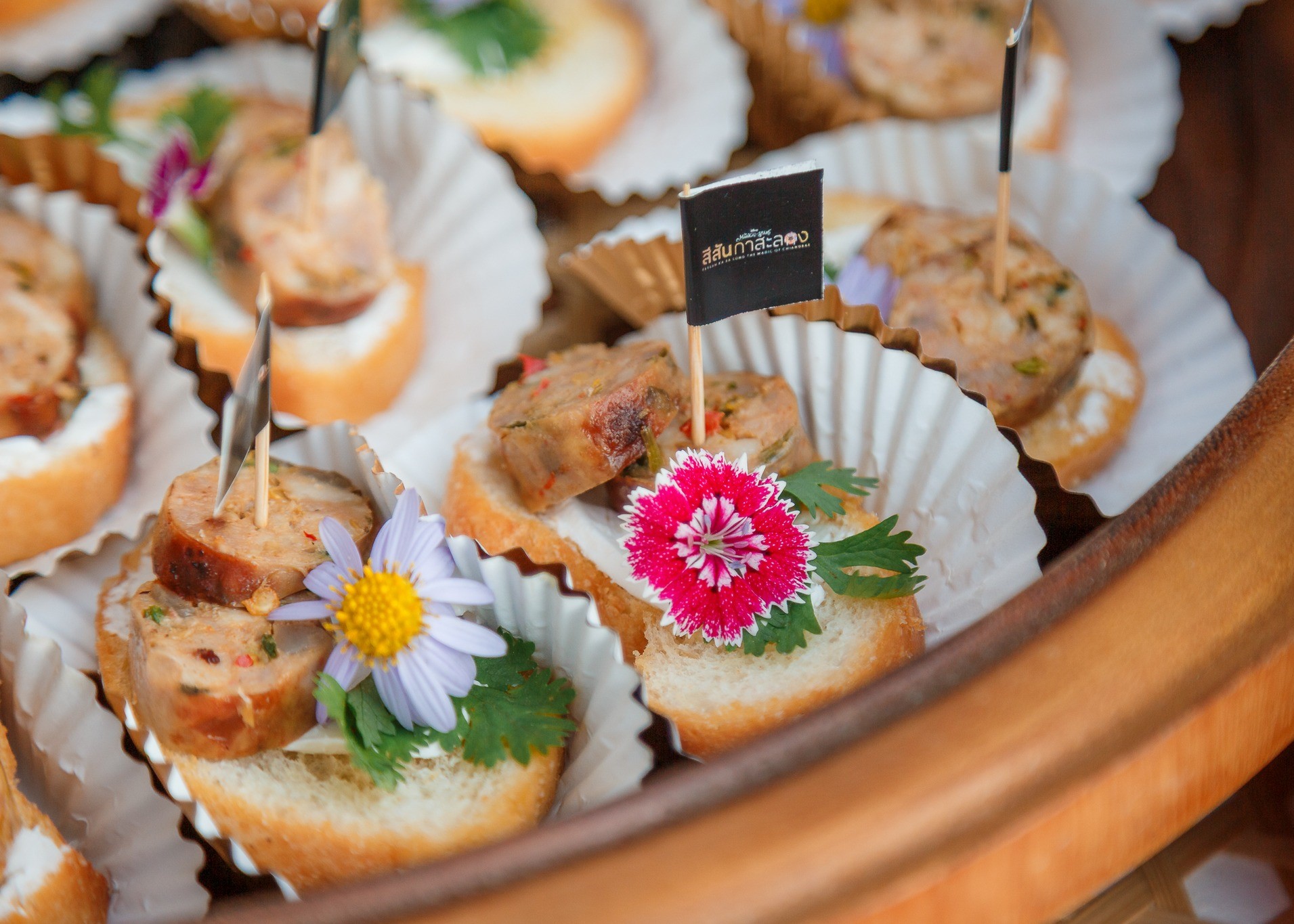 ได้เวลาแอ่วเหนือรับลมหนาว! ส่อง 5 ไฮไลต์ม่วนใจ๋ใน “เทศกาลสีสันกาสะลอง 2025” วันนี้ – 31 ม.ค. 69 ที่ศูนย์การค้าเซ็นทรัล เชียงราย